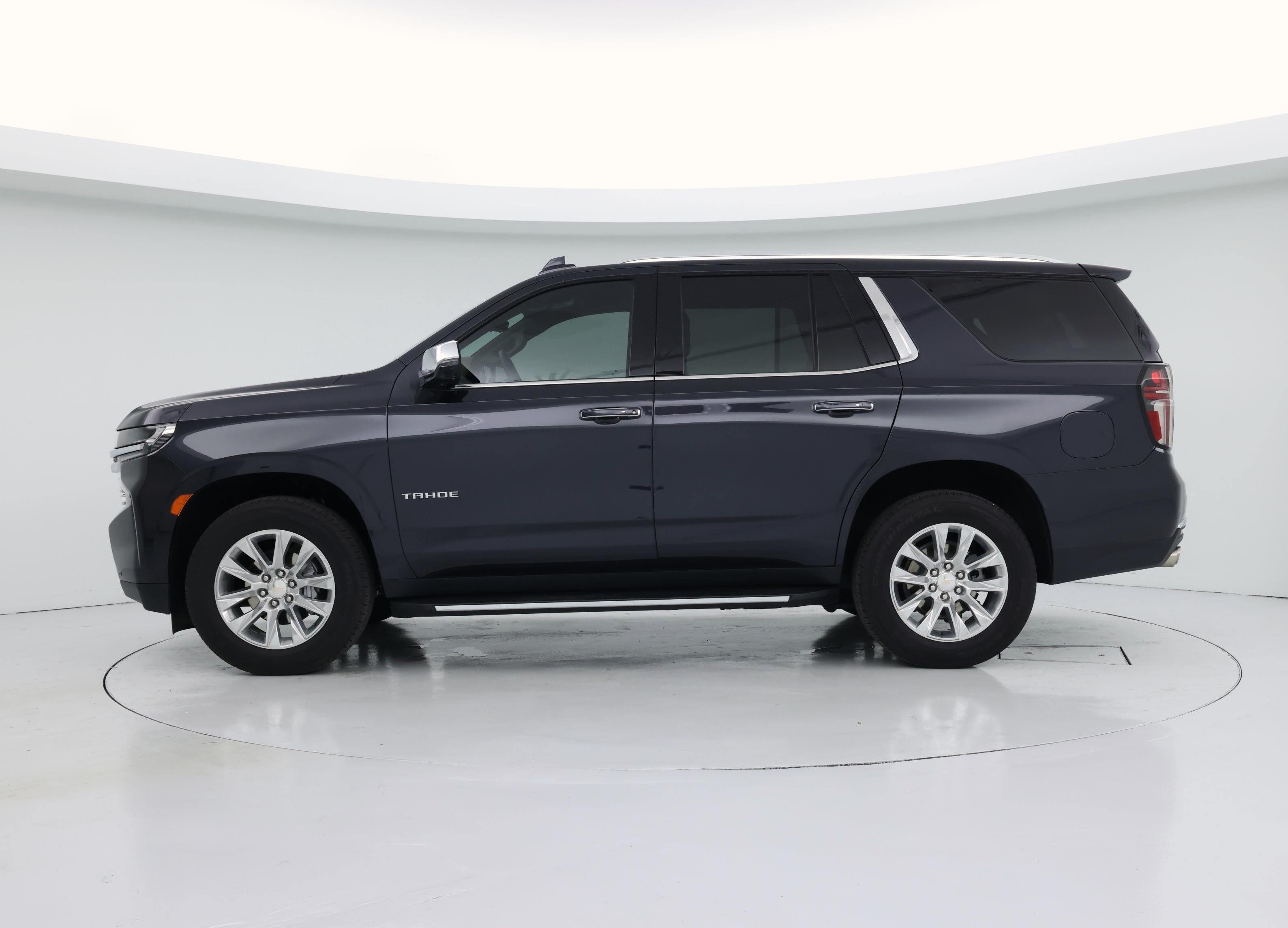 Thumbnail: 2023 Chevrolet Tahoe - 3