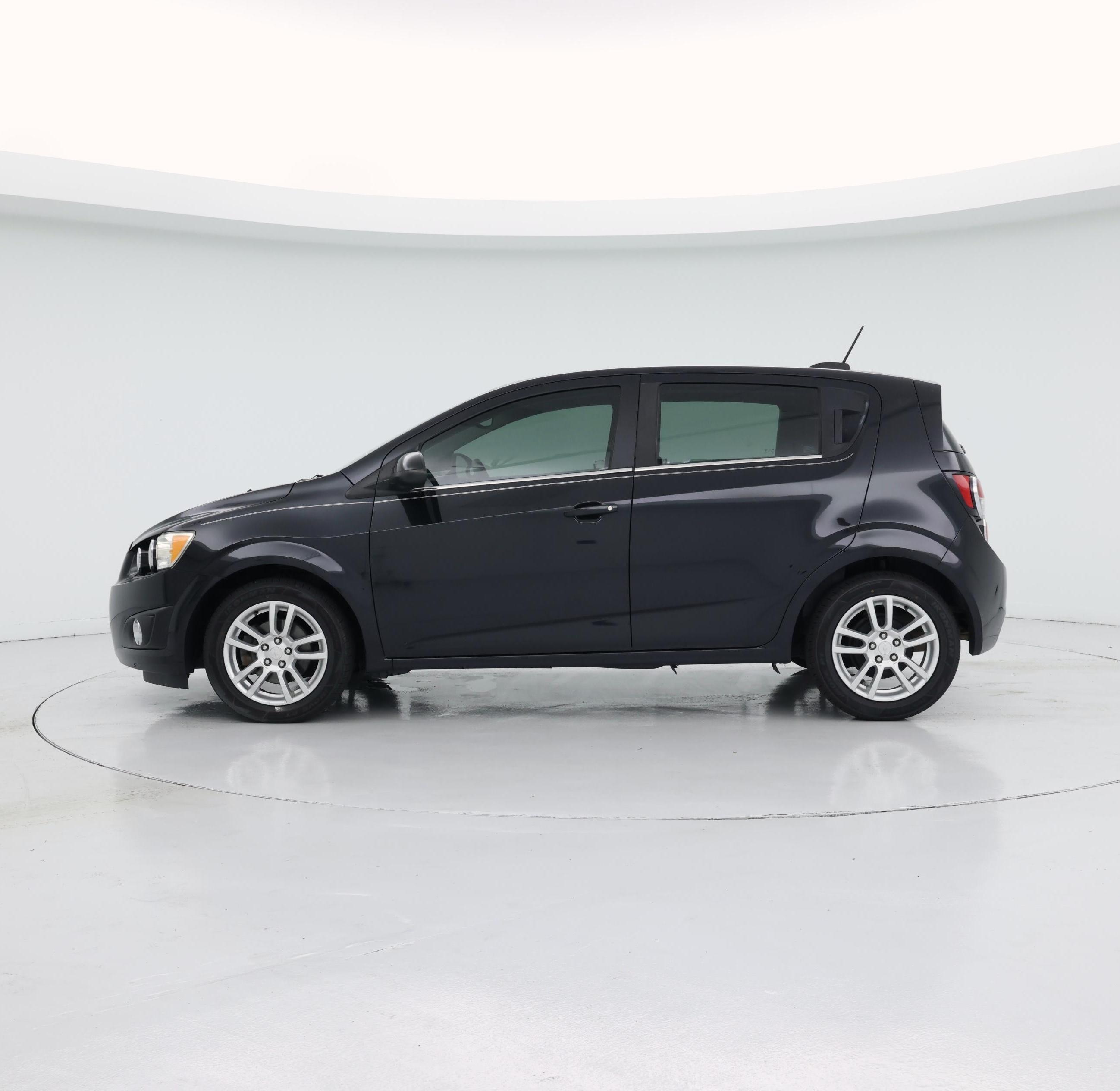 Thumbnail: 2015 Chevrolet Sonic - 3