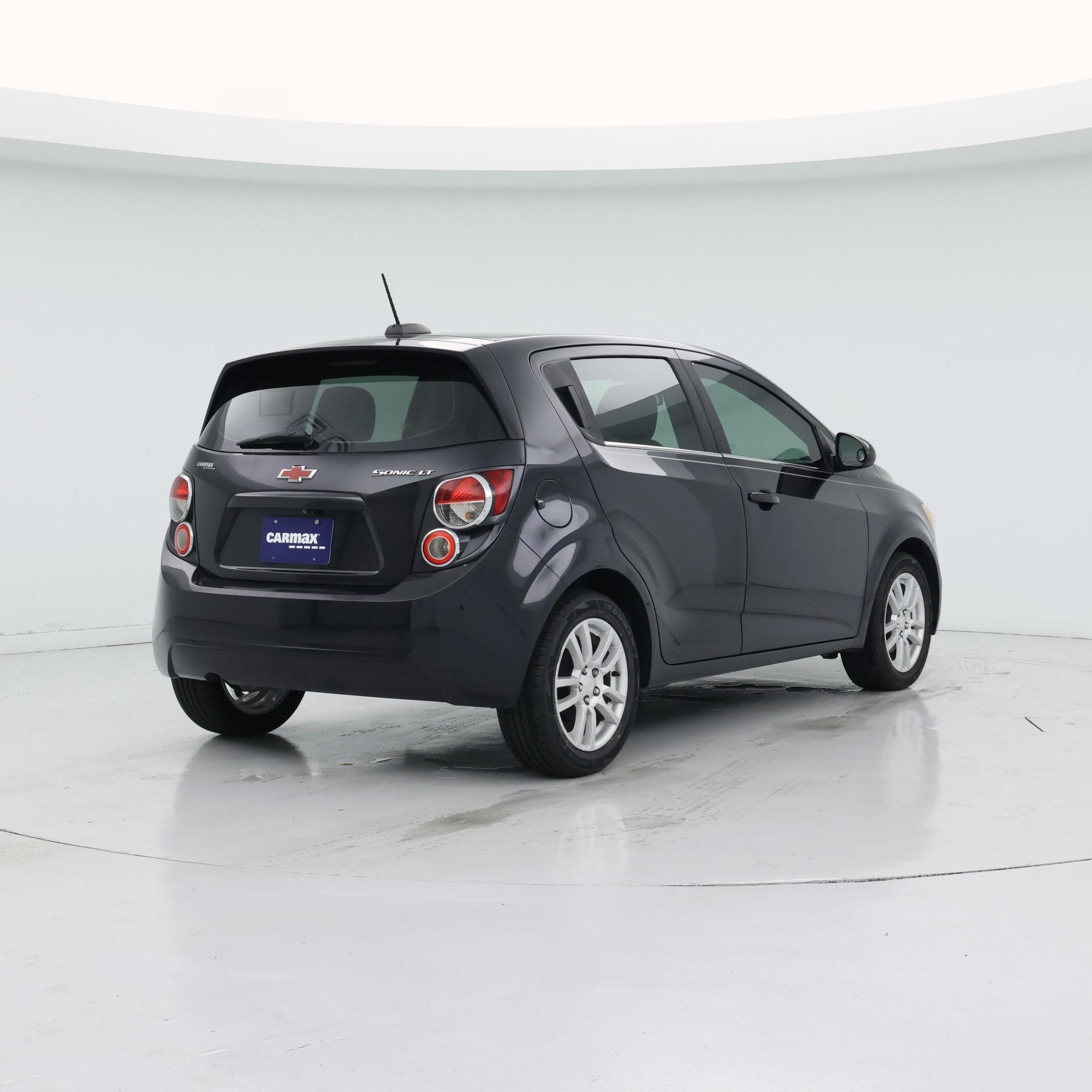 Thumbnail: 2015 Chevrolet Sonic - 8