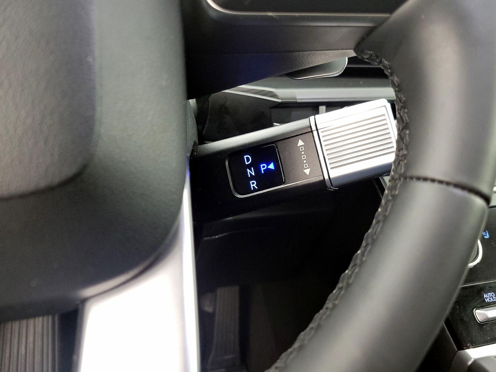 2025 Hyundai Santa Fe SEL - Photo 18