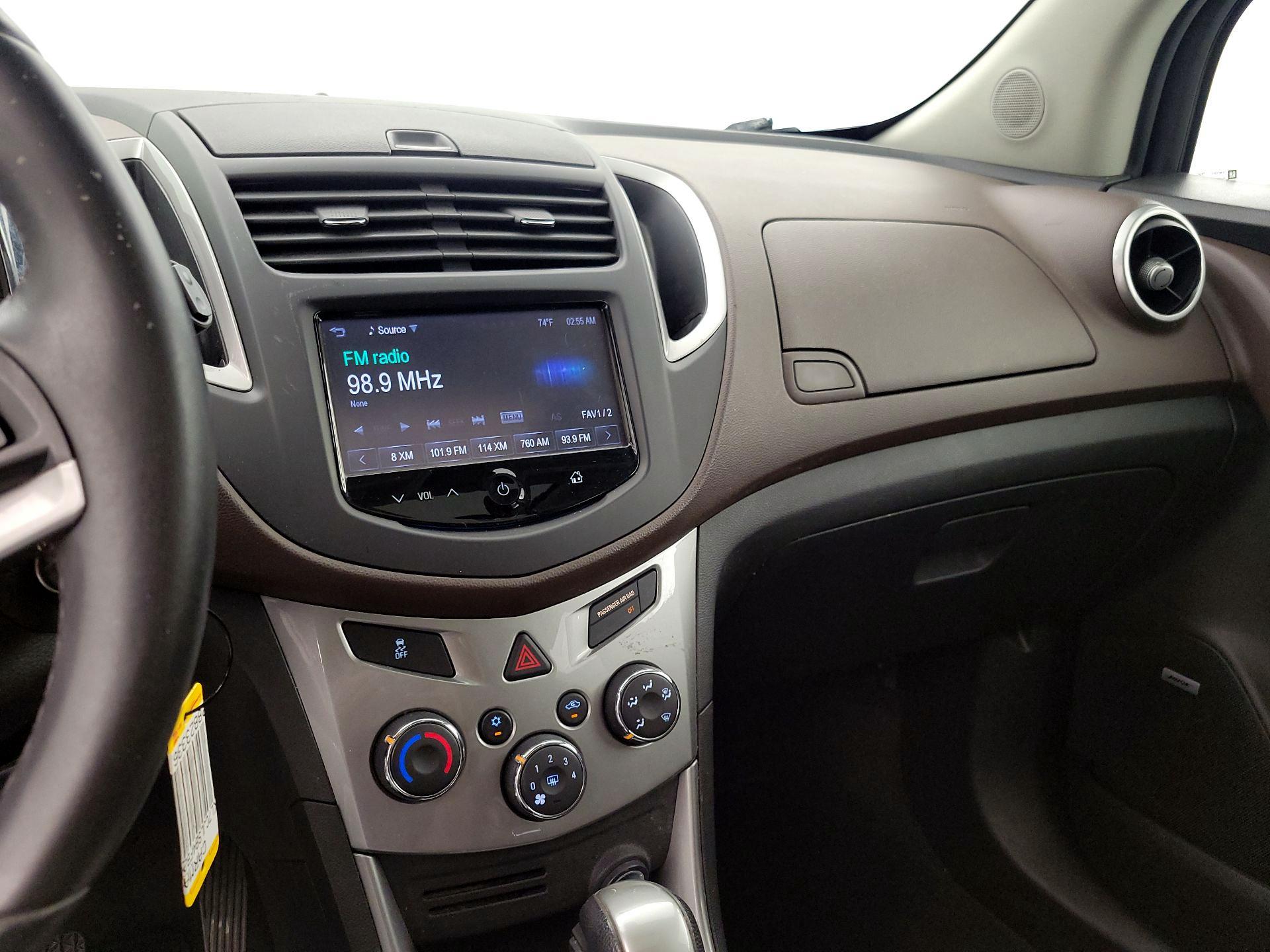 Thumbnail: 2015 Chevrolet Trax - 15
