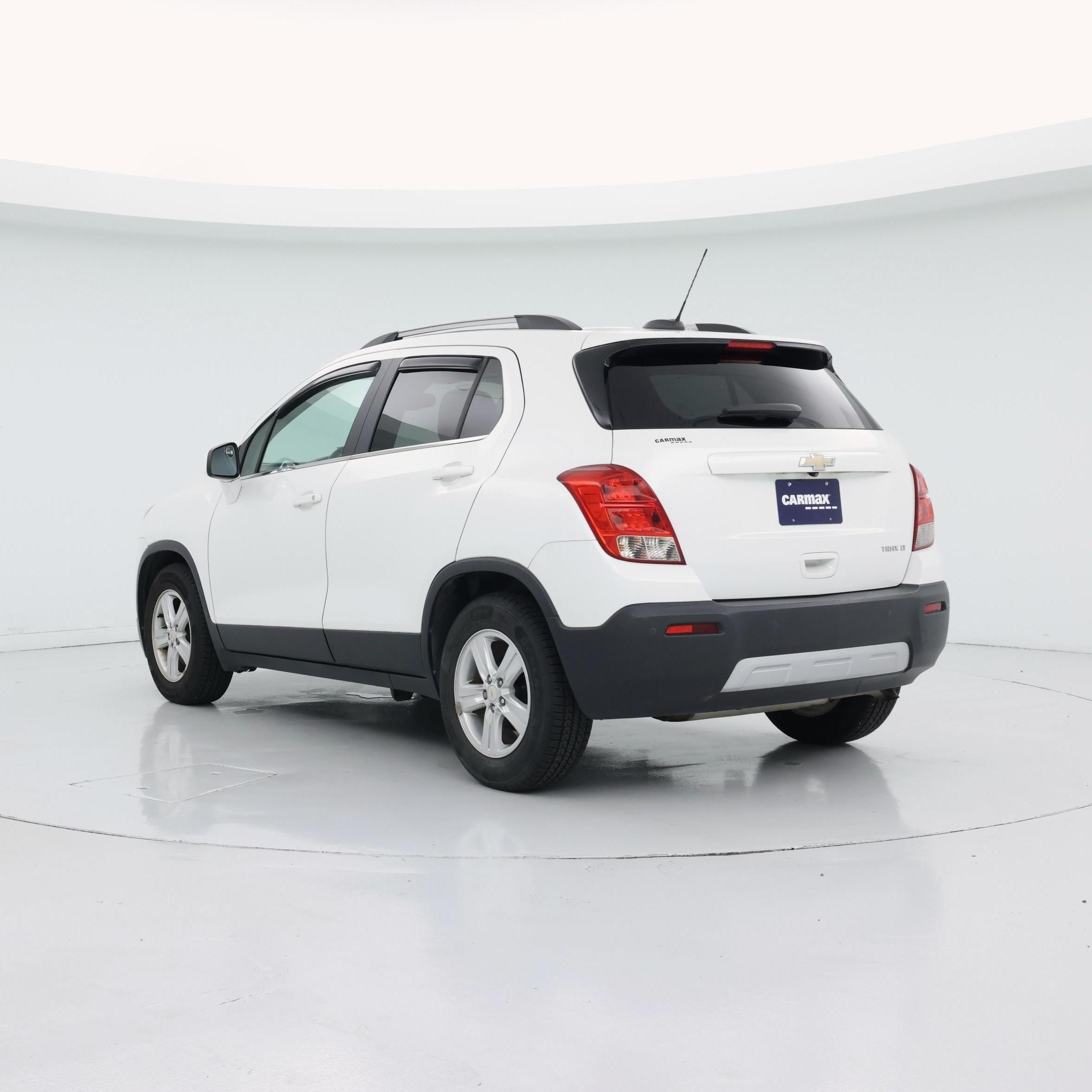 Thumbnail: 2015 Chevrolet Trax - 2
