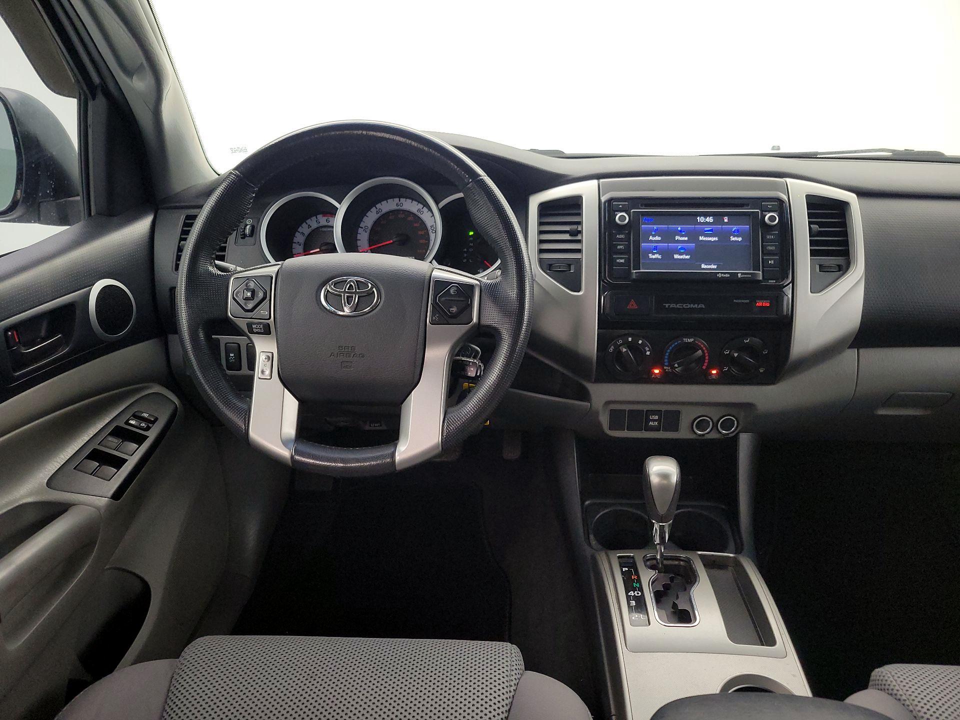Thumbnail: 2015 Toyota Tacoma - 10
