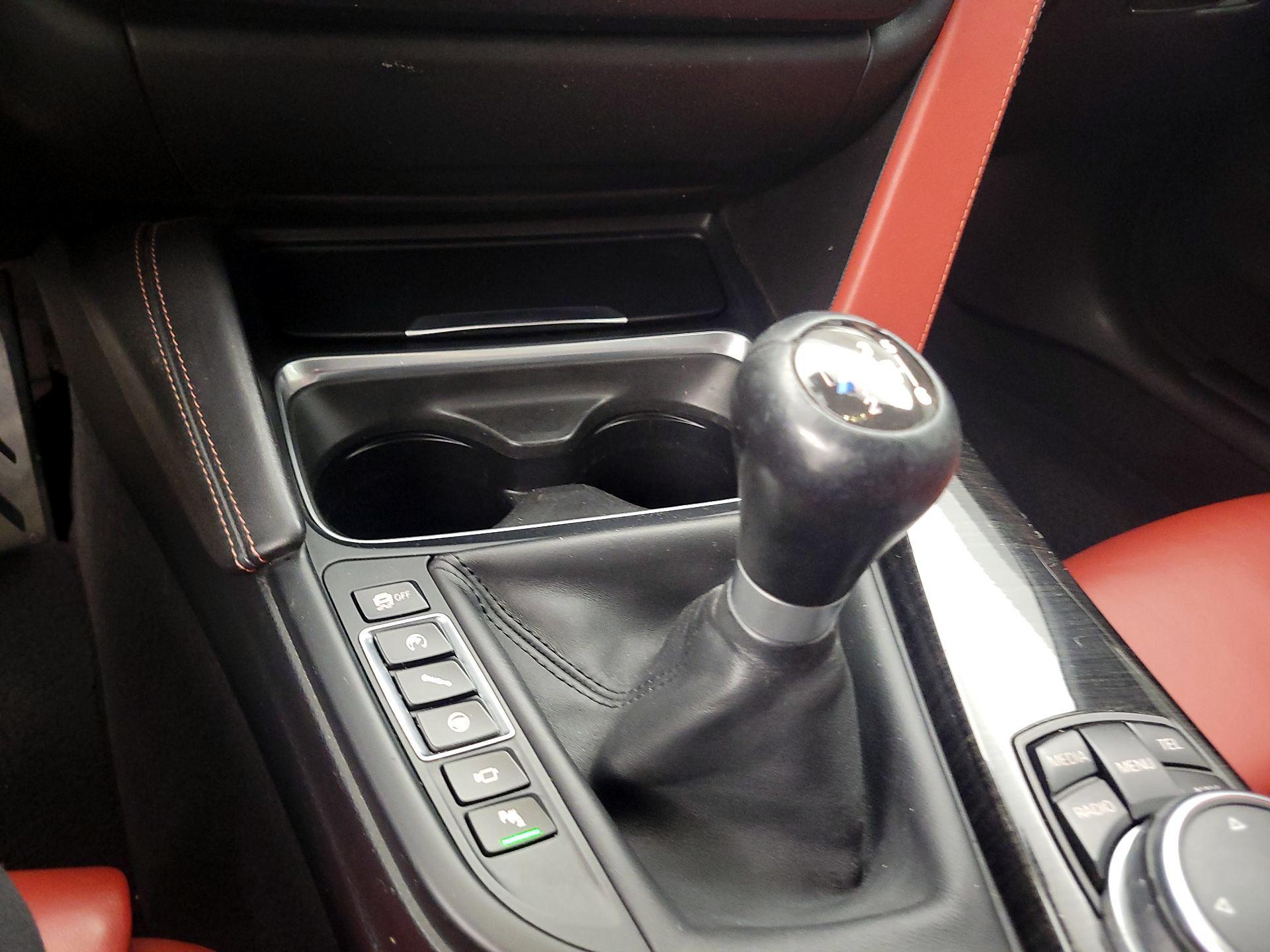 Thumbnail: 2016 BMW M4 - 18