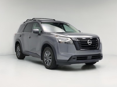 2022 Nissan Pathfinder SV