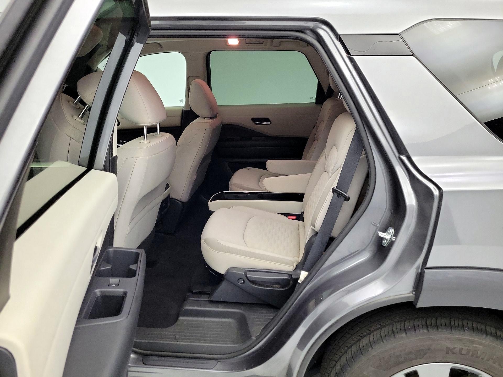 Thumbnail: 2022 Nissan Pathfinder - 20