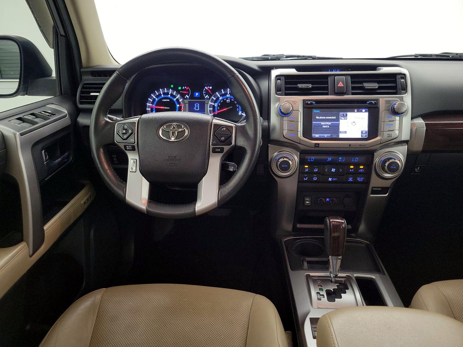 Thumbnail: 2014 Toyota 4Runner - 10