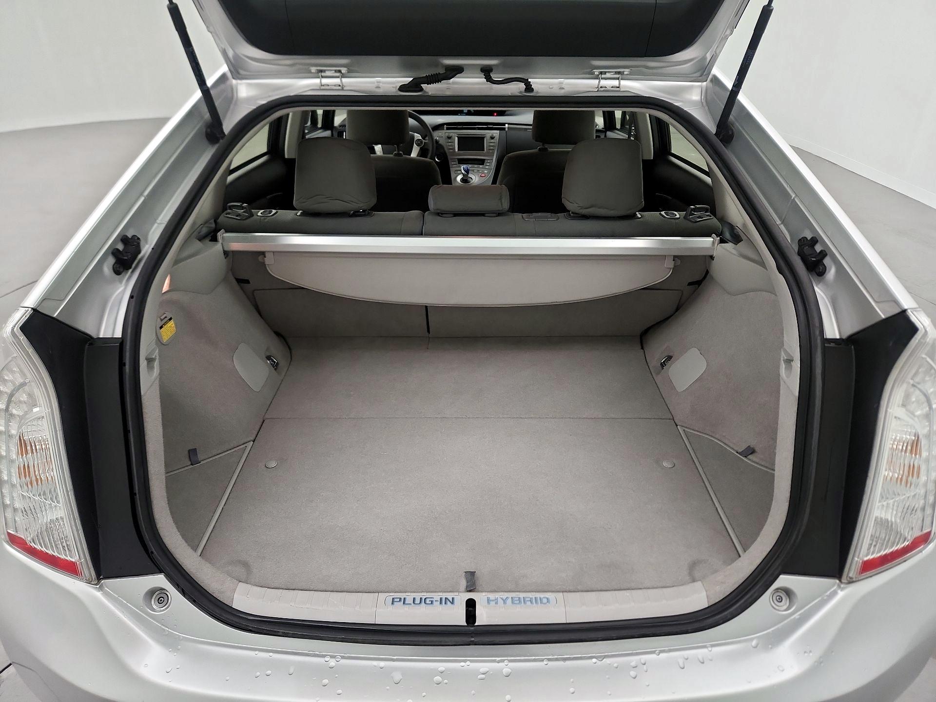 Thumbnail: 2014 Toyota Prius - 20