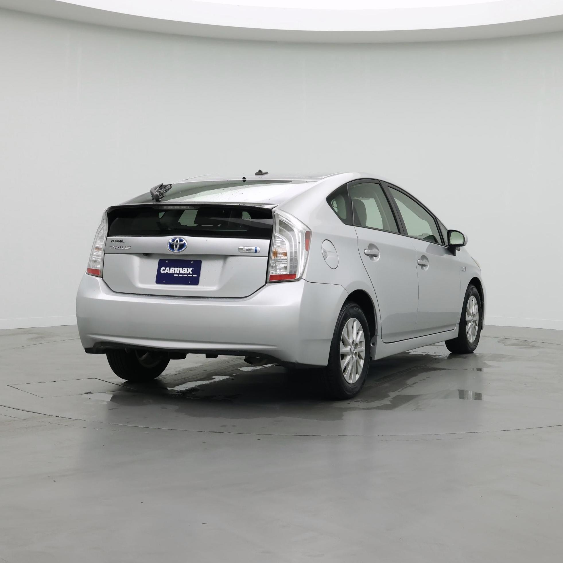 Thumbnail: 2014 Toyota Prius - 8