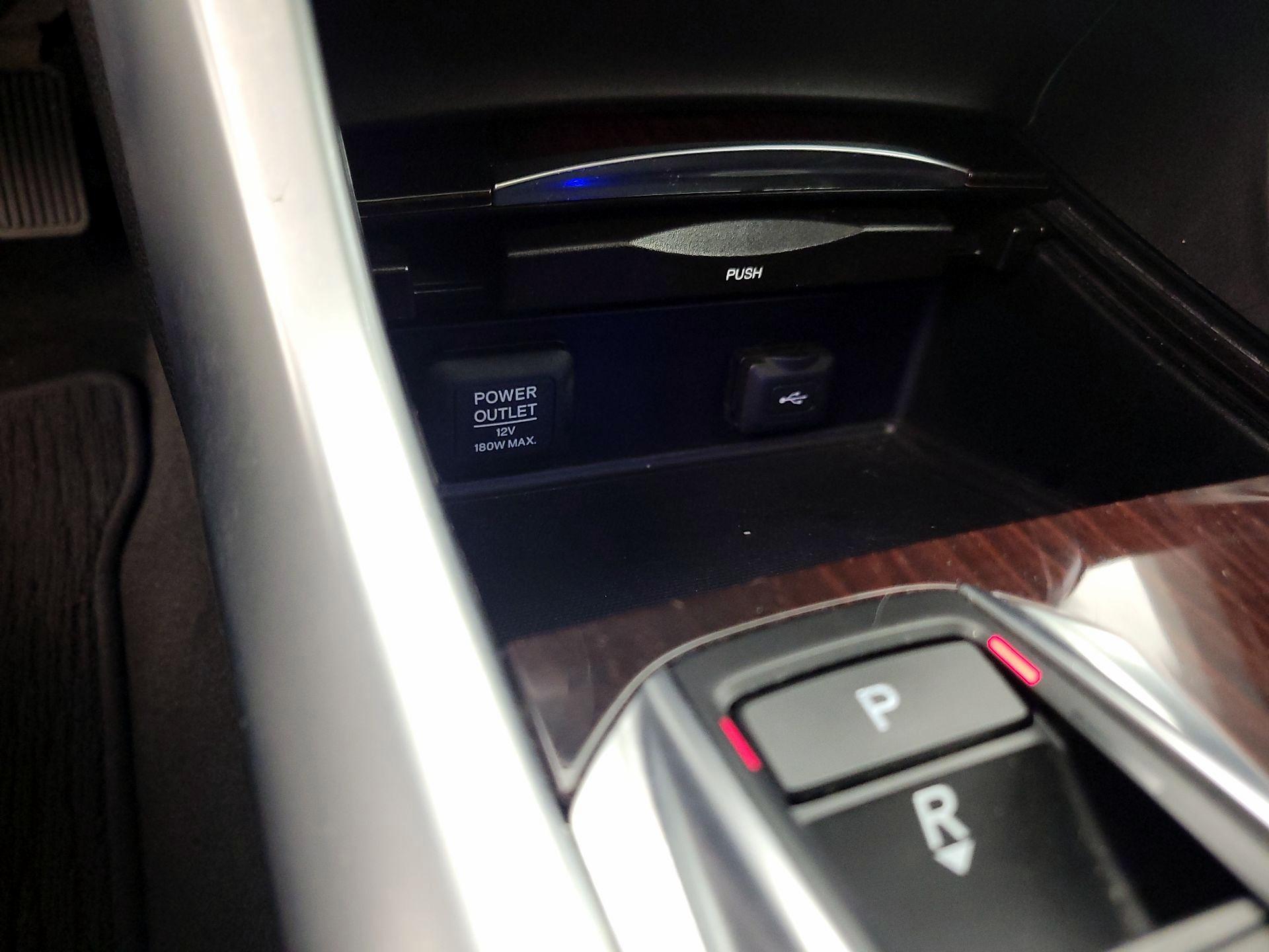 Thumbnail: 2015 Acura TLX - 19