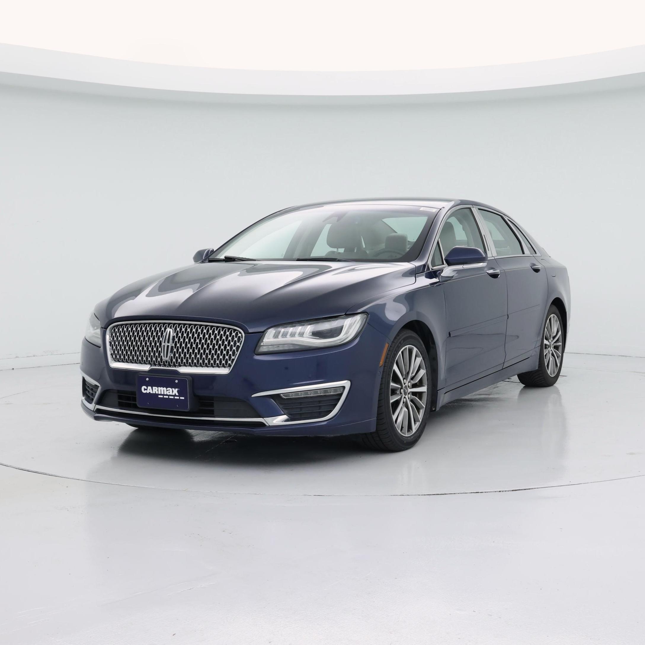 Thumbnail: 2017 Lincoln MKZ - 4