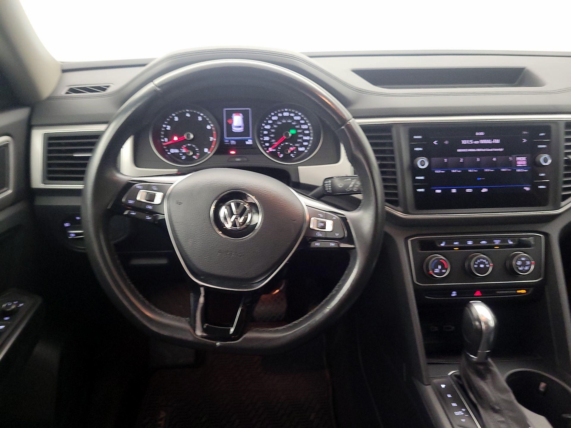 Thumbnail: 2018 Volkswagen Atlas - 10
