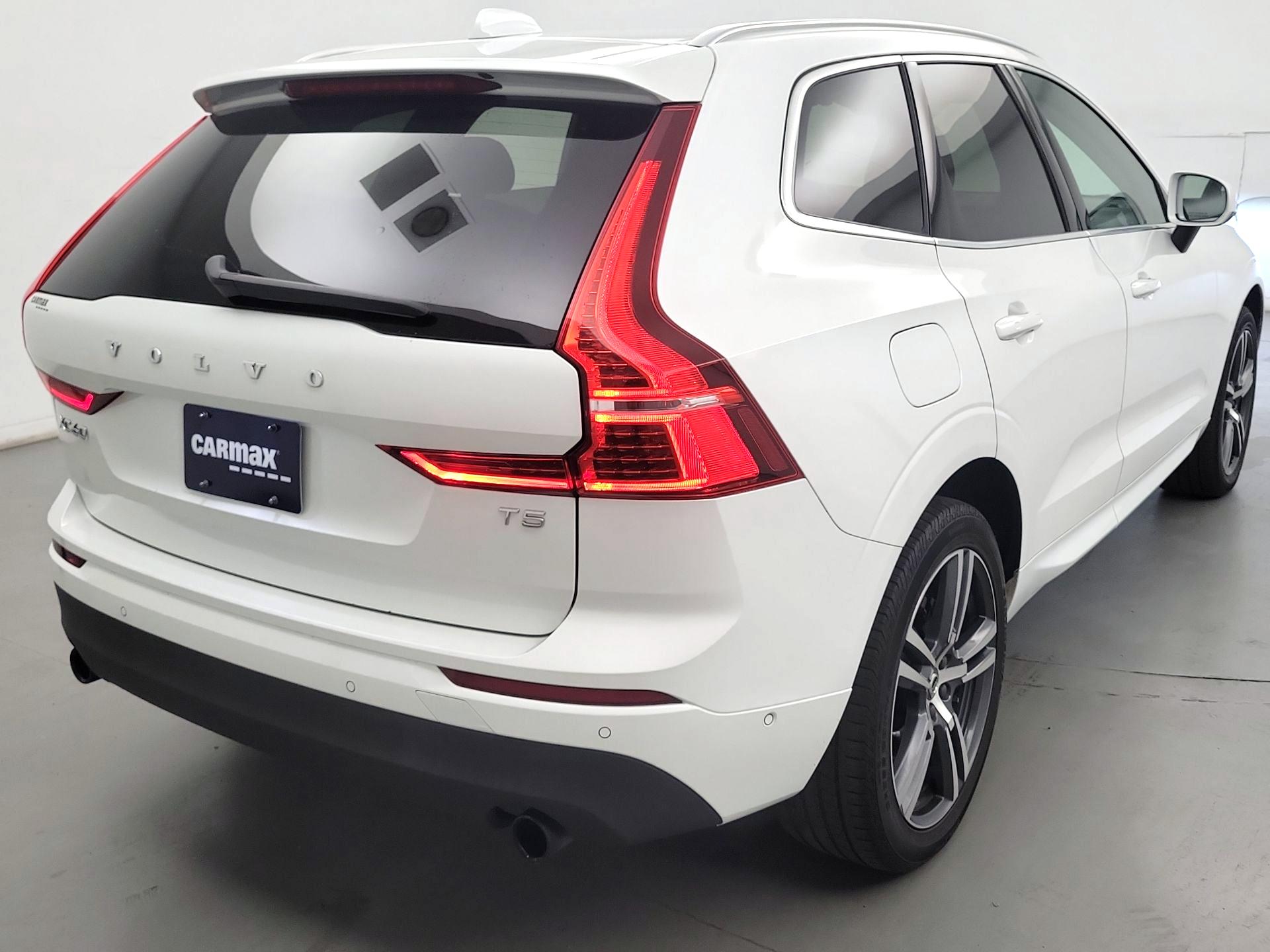Thumbnail: 2019 Volvo XC60 - 5