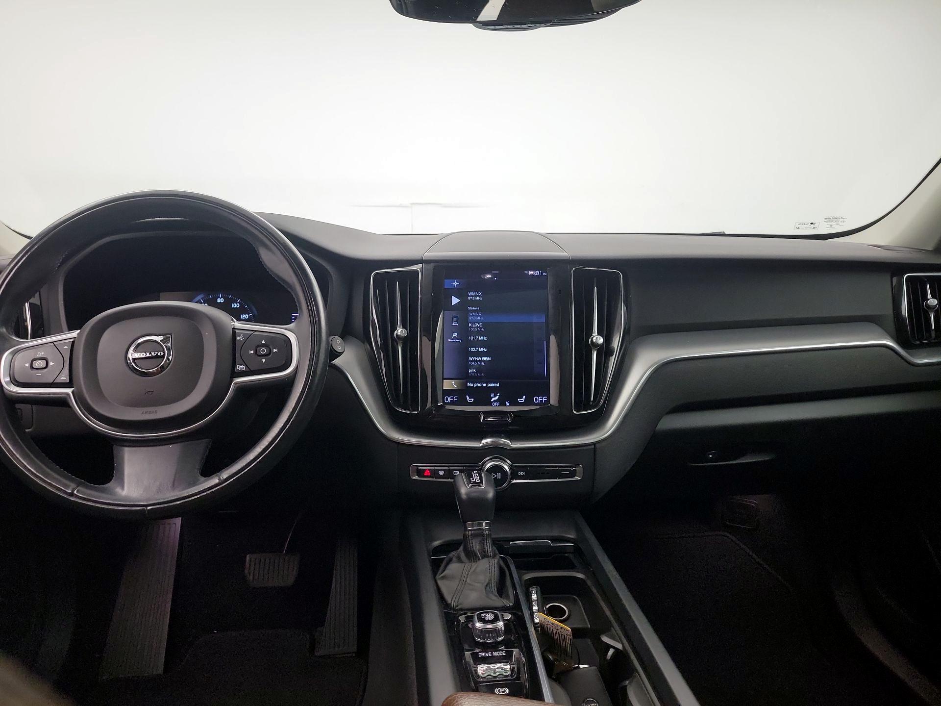 Thumbnail: 2019 Volvo XC60 - 8