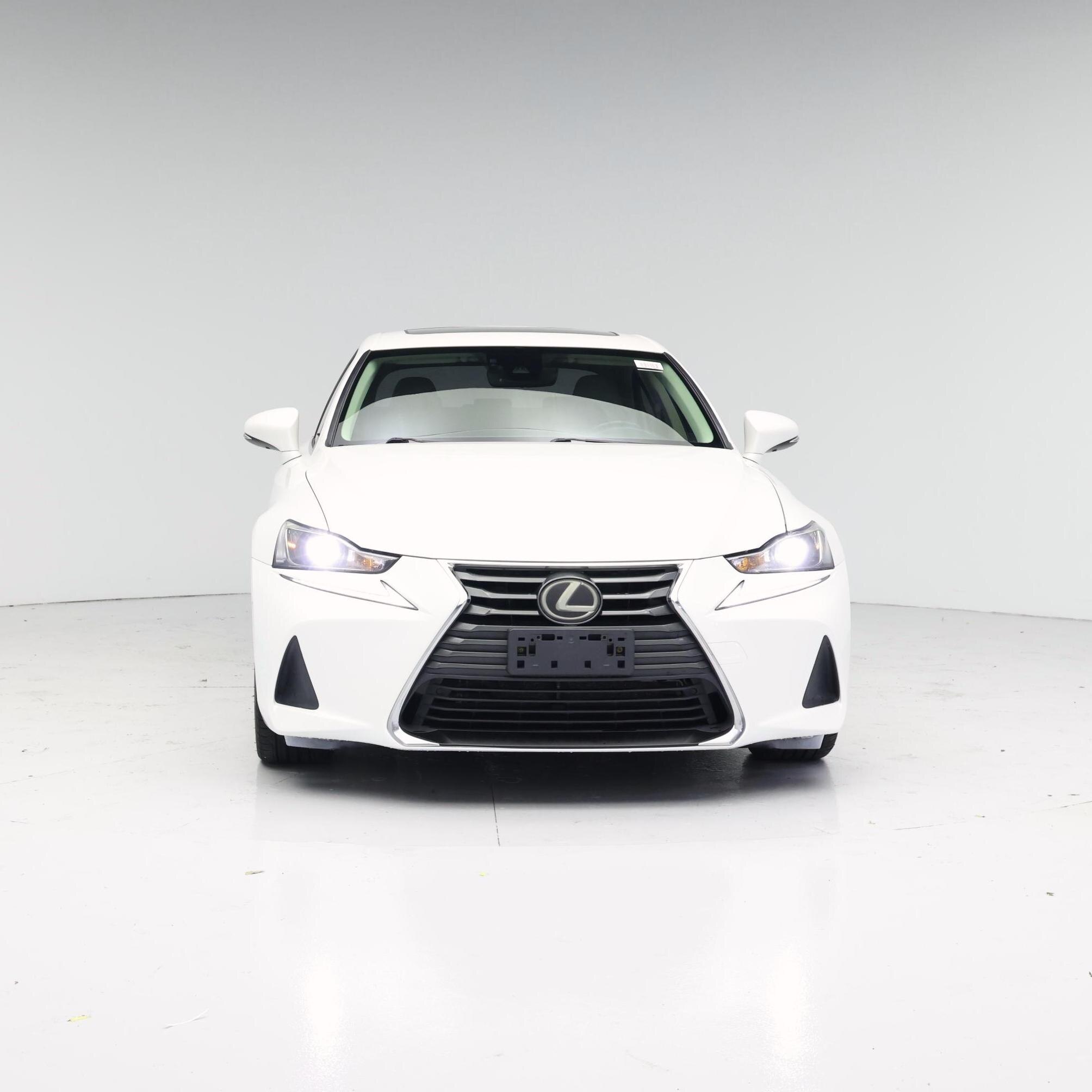 Thumbnail: 2018 Lexus IS - 5