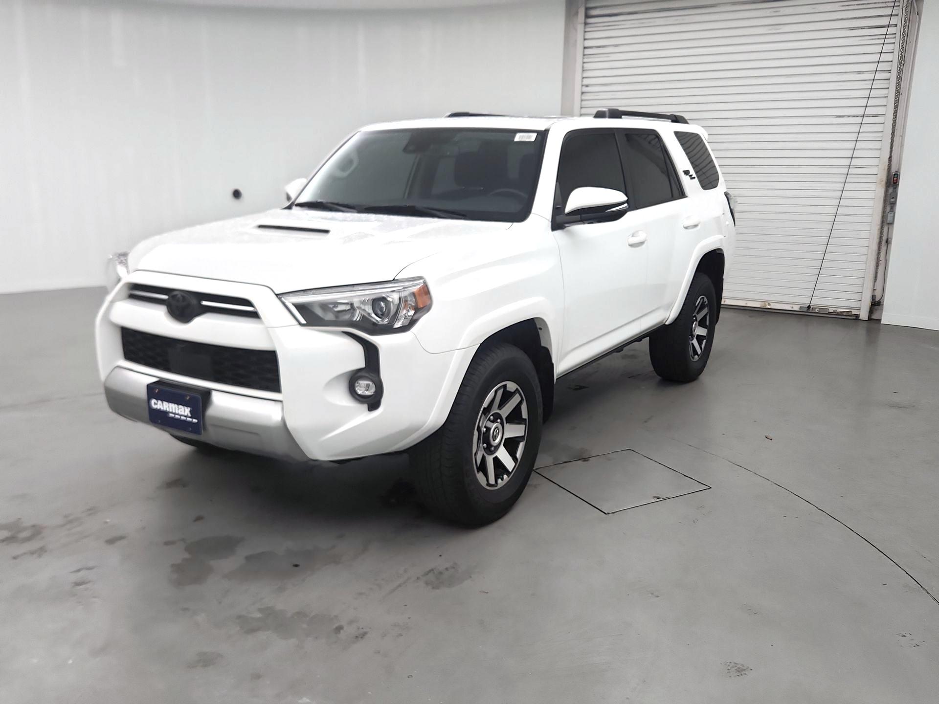 Thumbnail: 2023 Toyota 4Runner - 3