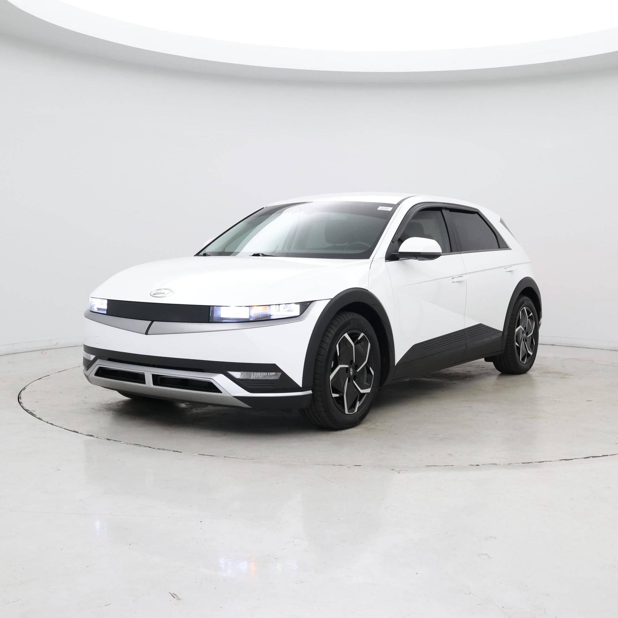 Thumbnail: 2023 Hyundai Ioniq 5 - 4
