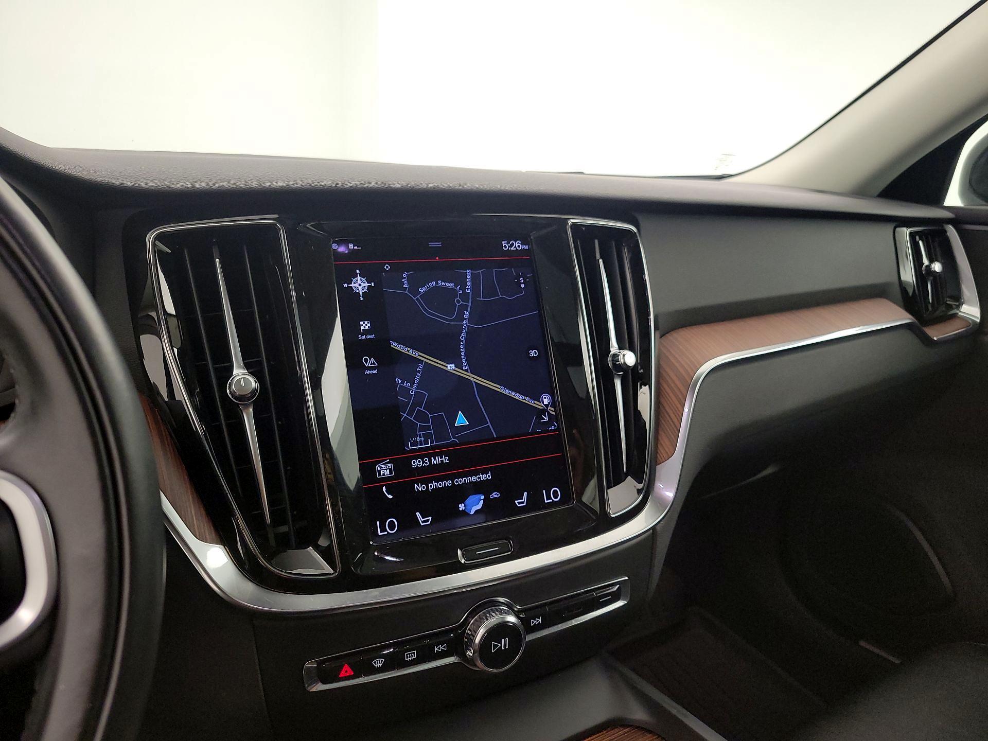 Thumbnail: 2022 Volvo S60 - 14