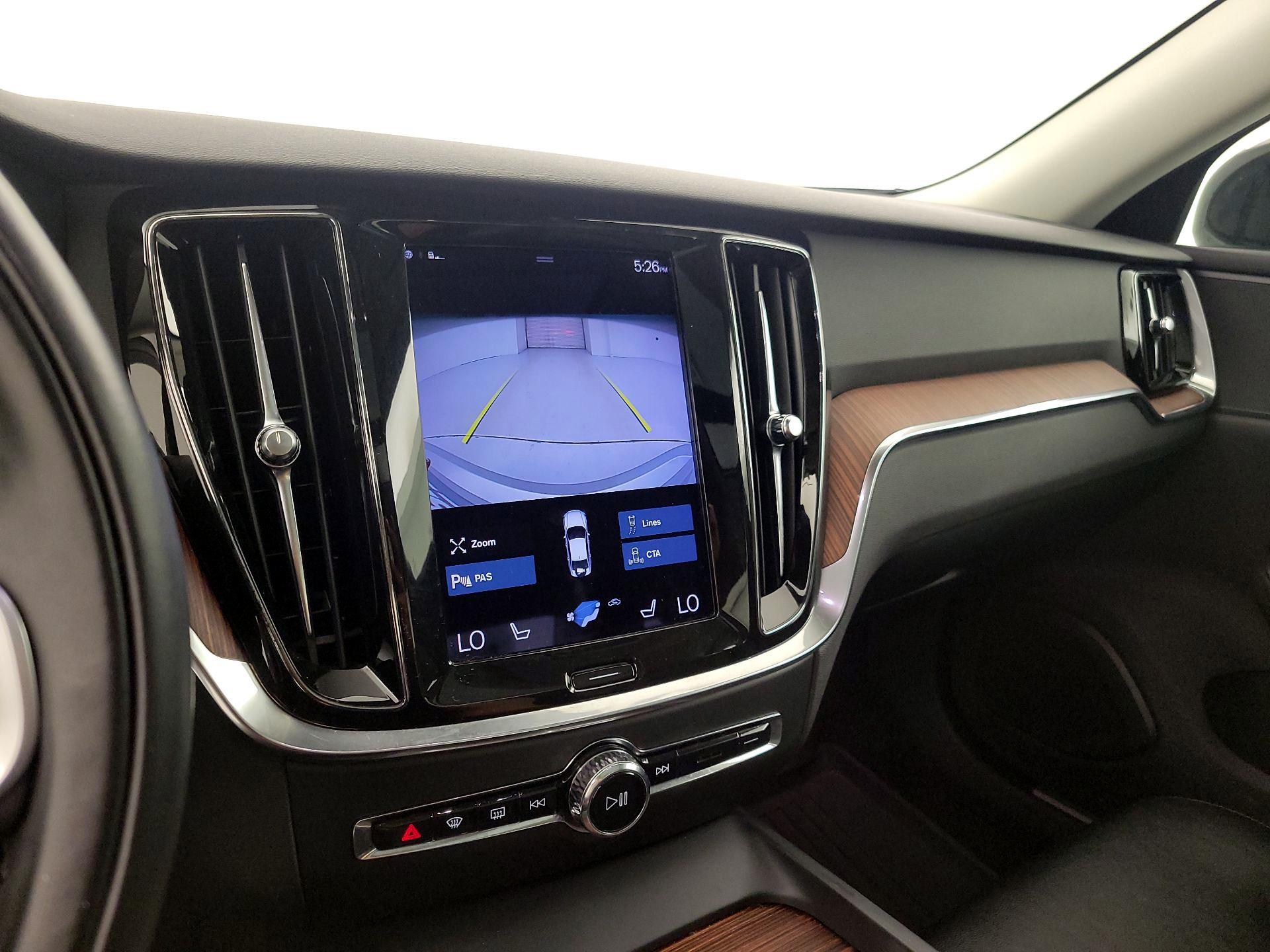 Thumbnail: 2022 Volvo S60 - 15