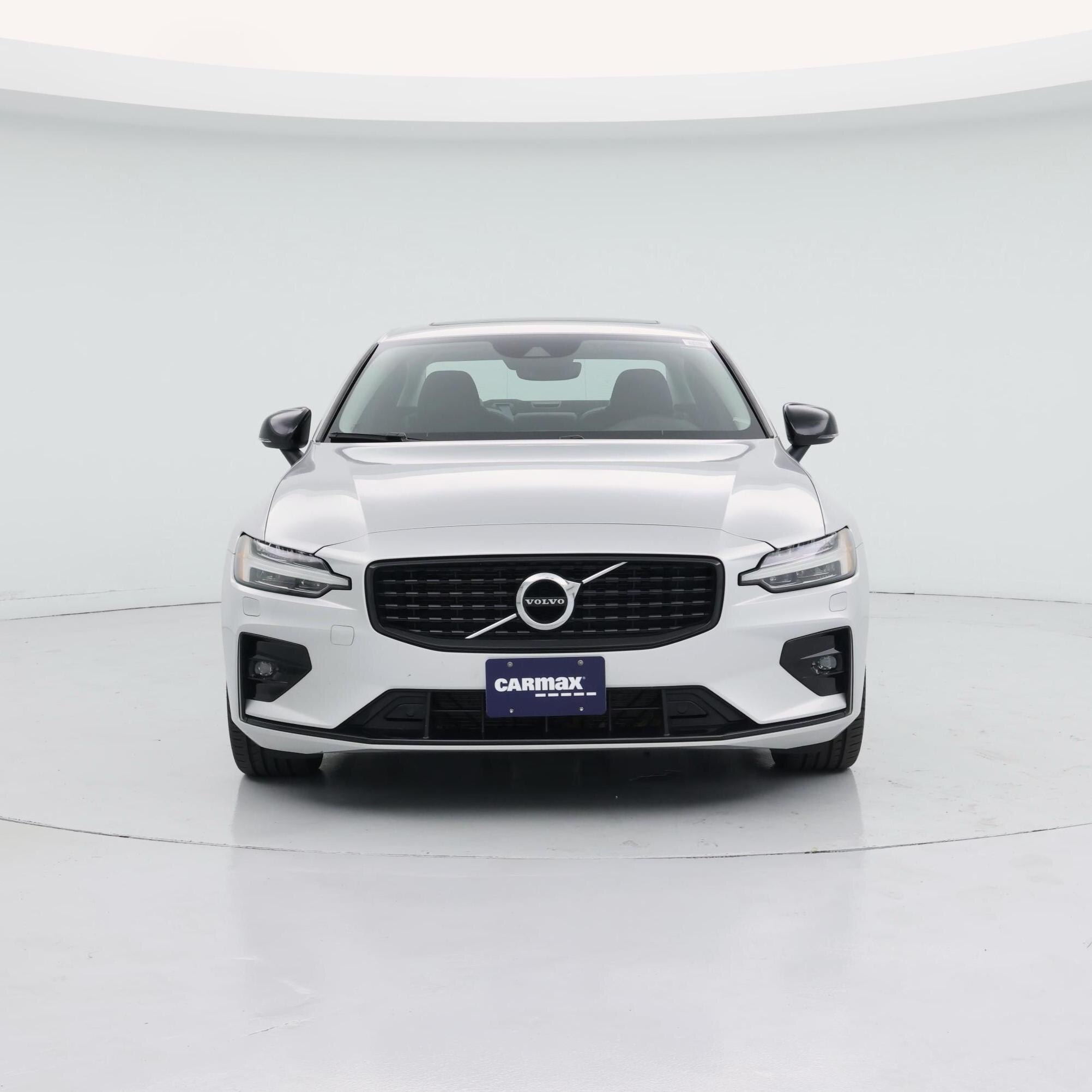 Thumbnail: 2022 Volvo S60 - 5