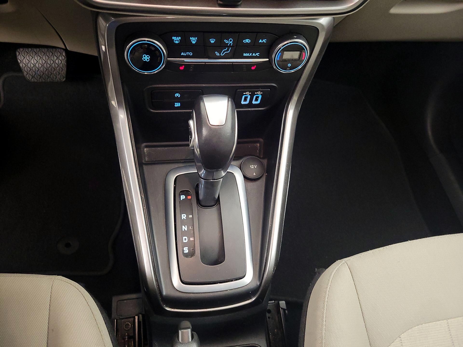Thumbnail: 2019 Ford EcoSport - 17