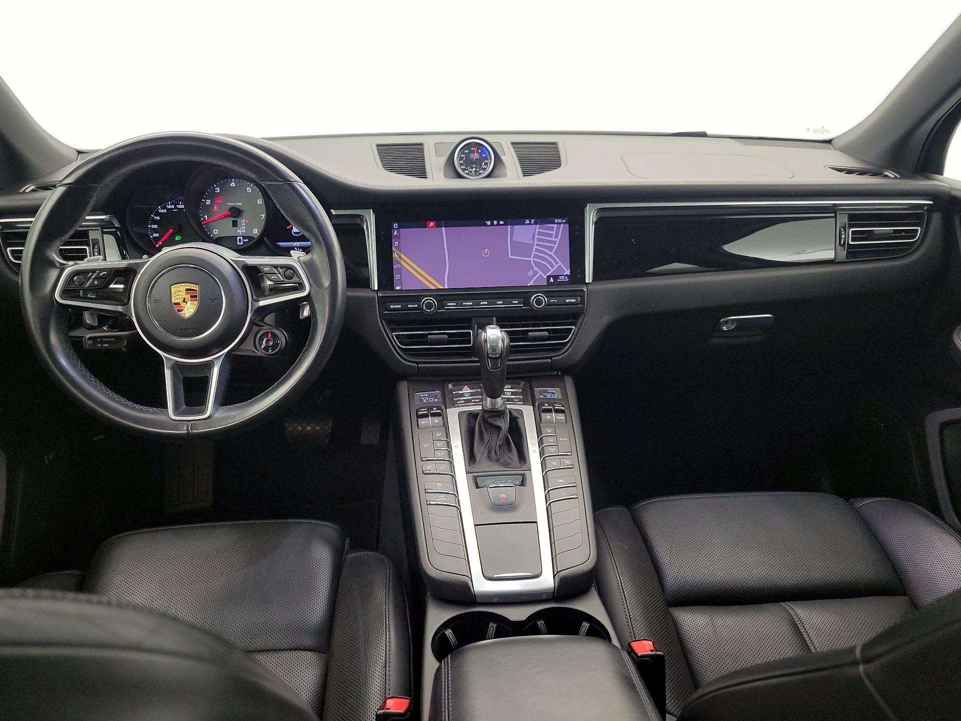 Thumbnail: 2020 Porsche Macan - 9