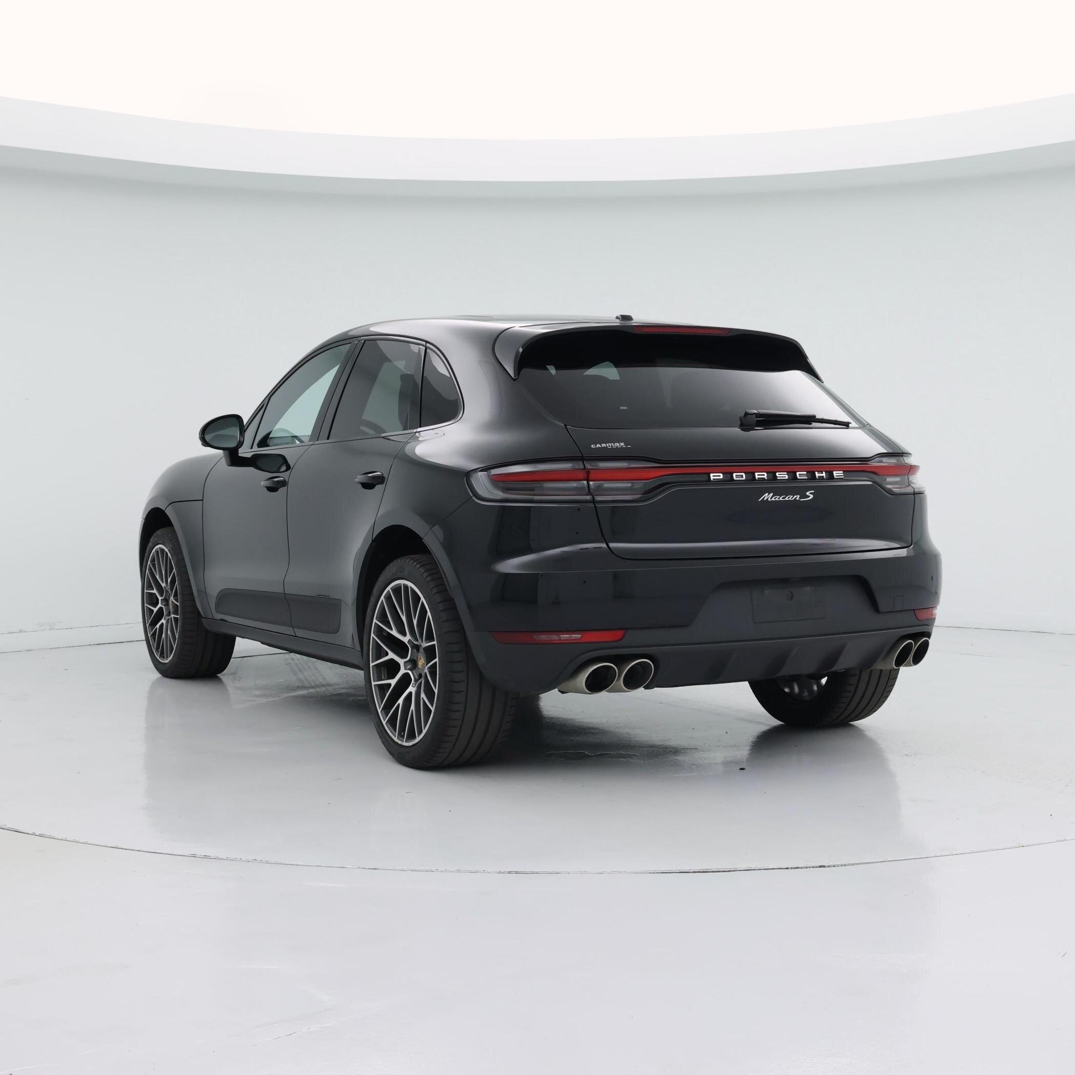 Thumbnail: 2020 Porsche Macan - 2