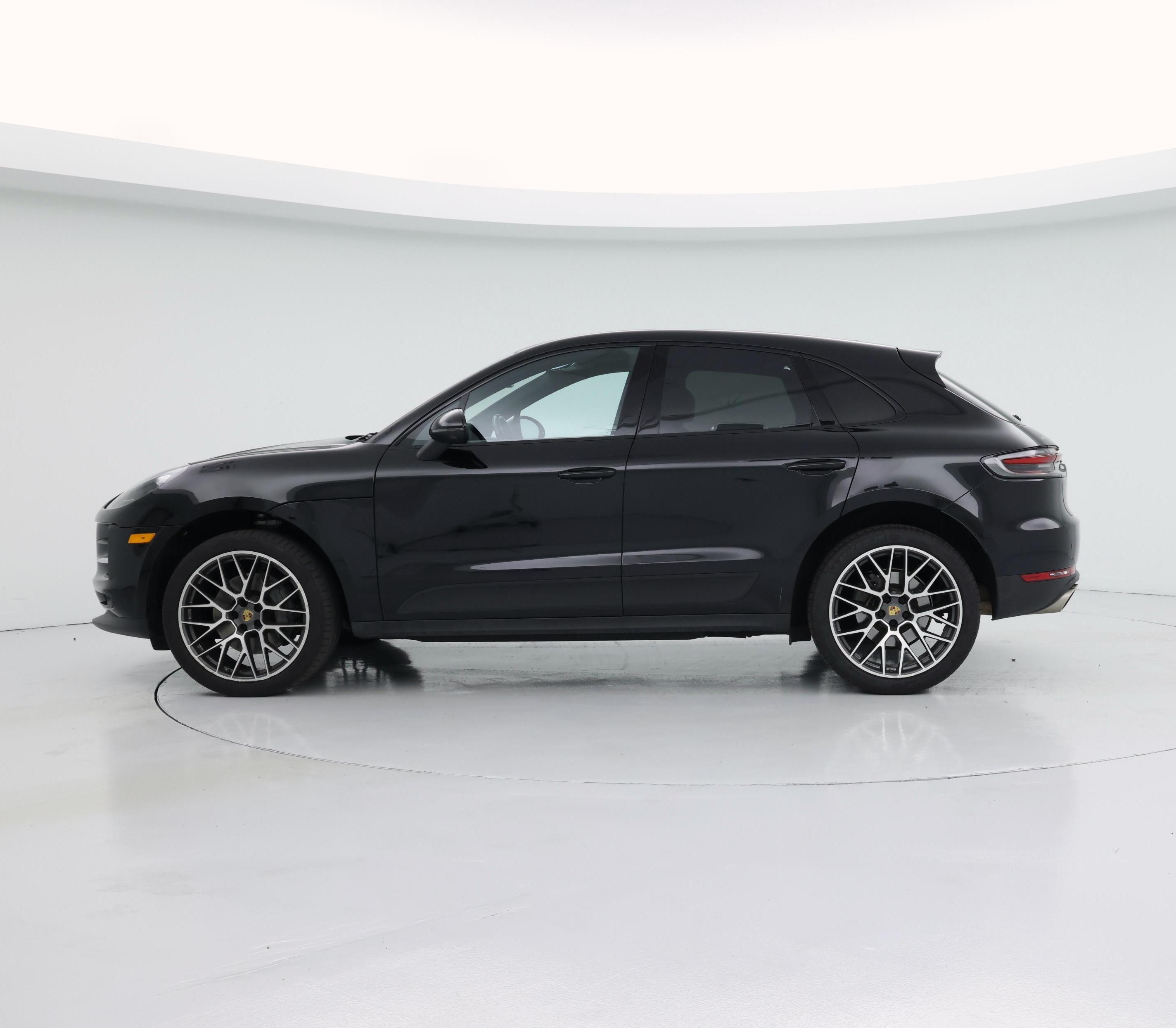 Thumbnail: 2020 Porsche Macan - 3