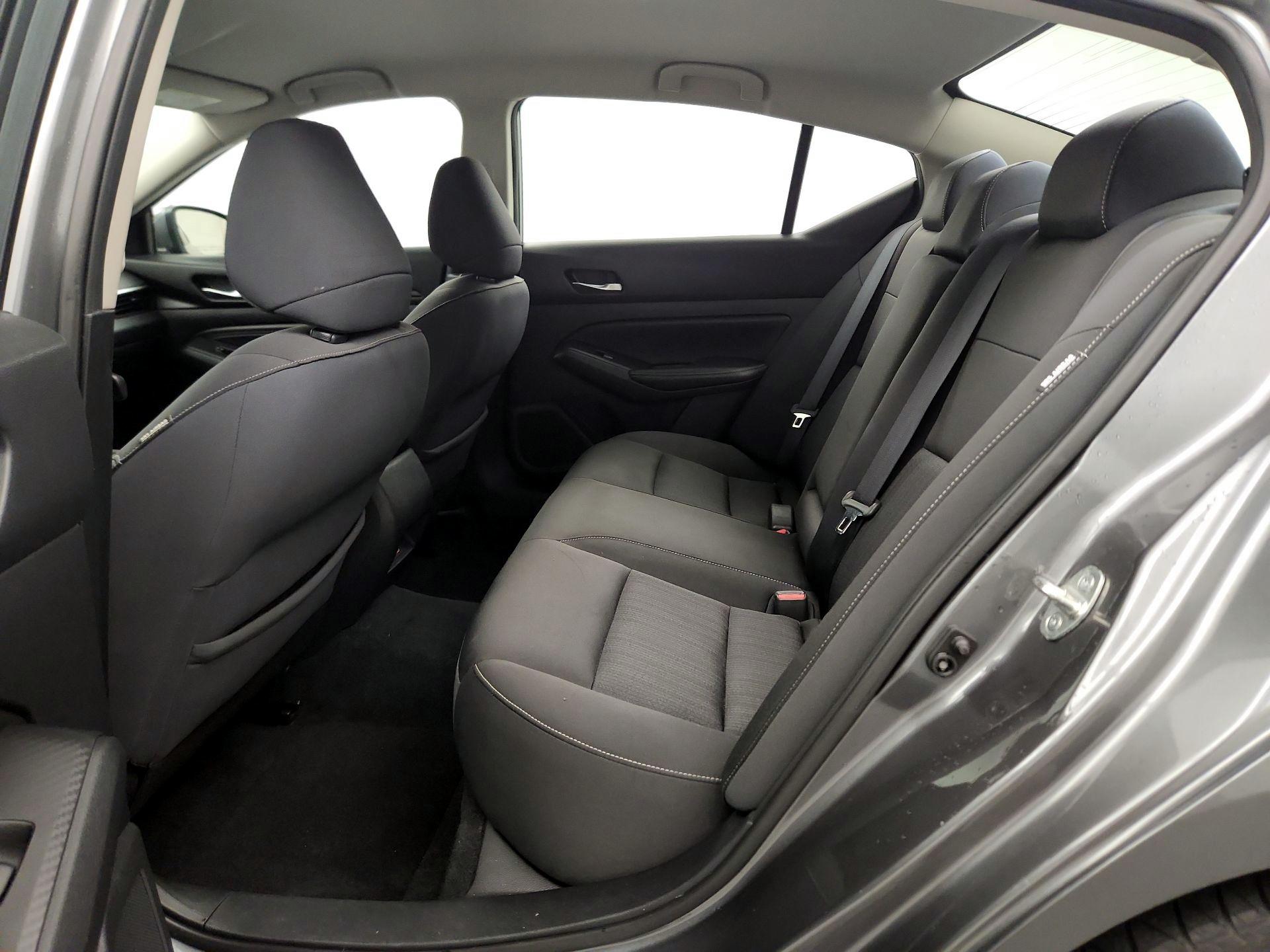 Thumbnail: 2019 Nissan Altima - 17