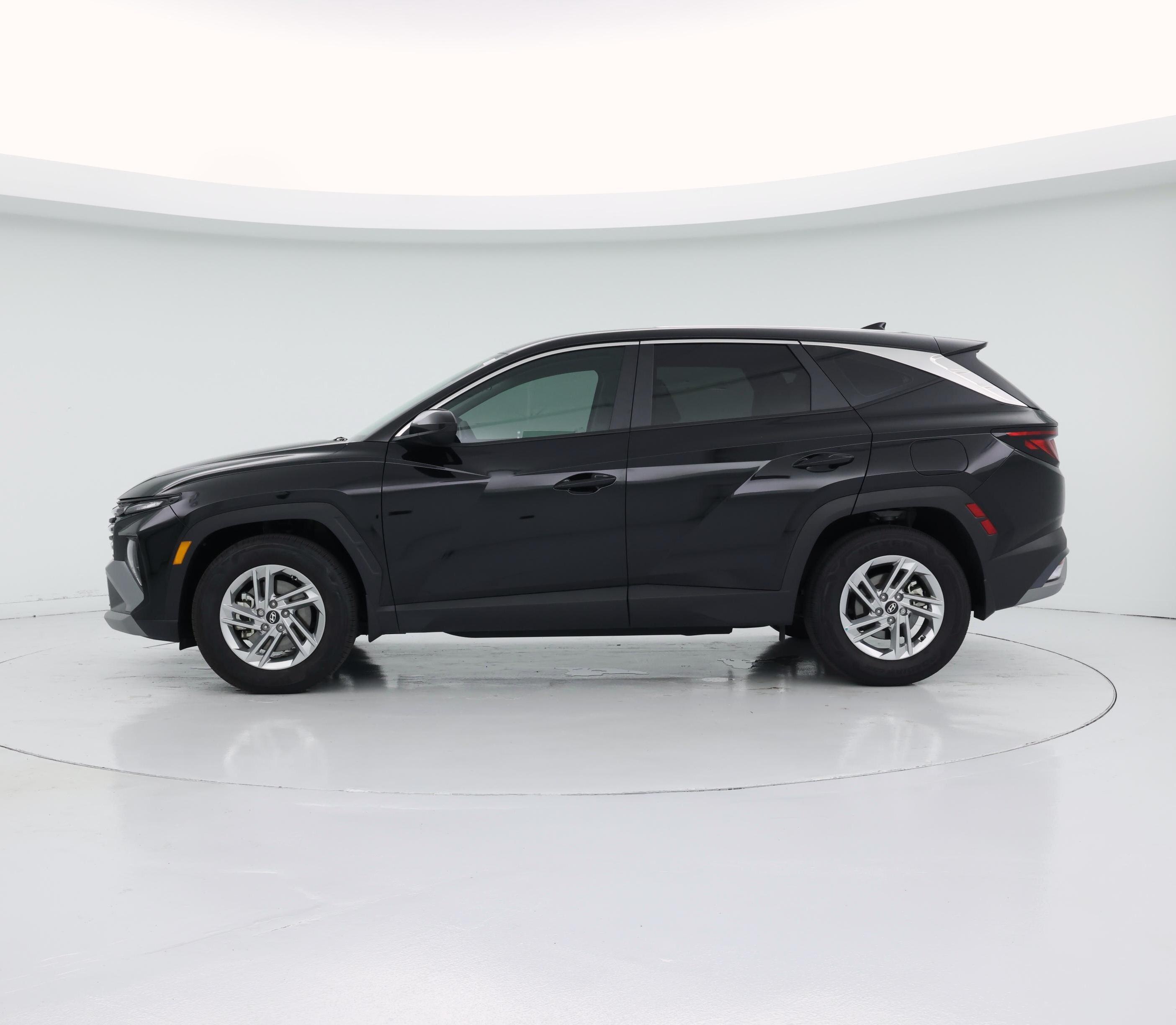 Thumbnail: 2025 Hyundai Tucson - 3