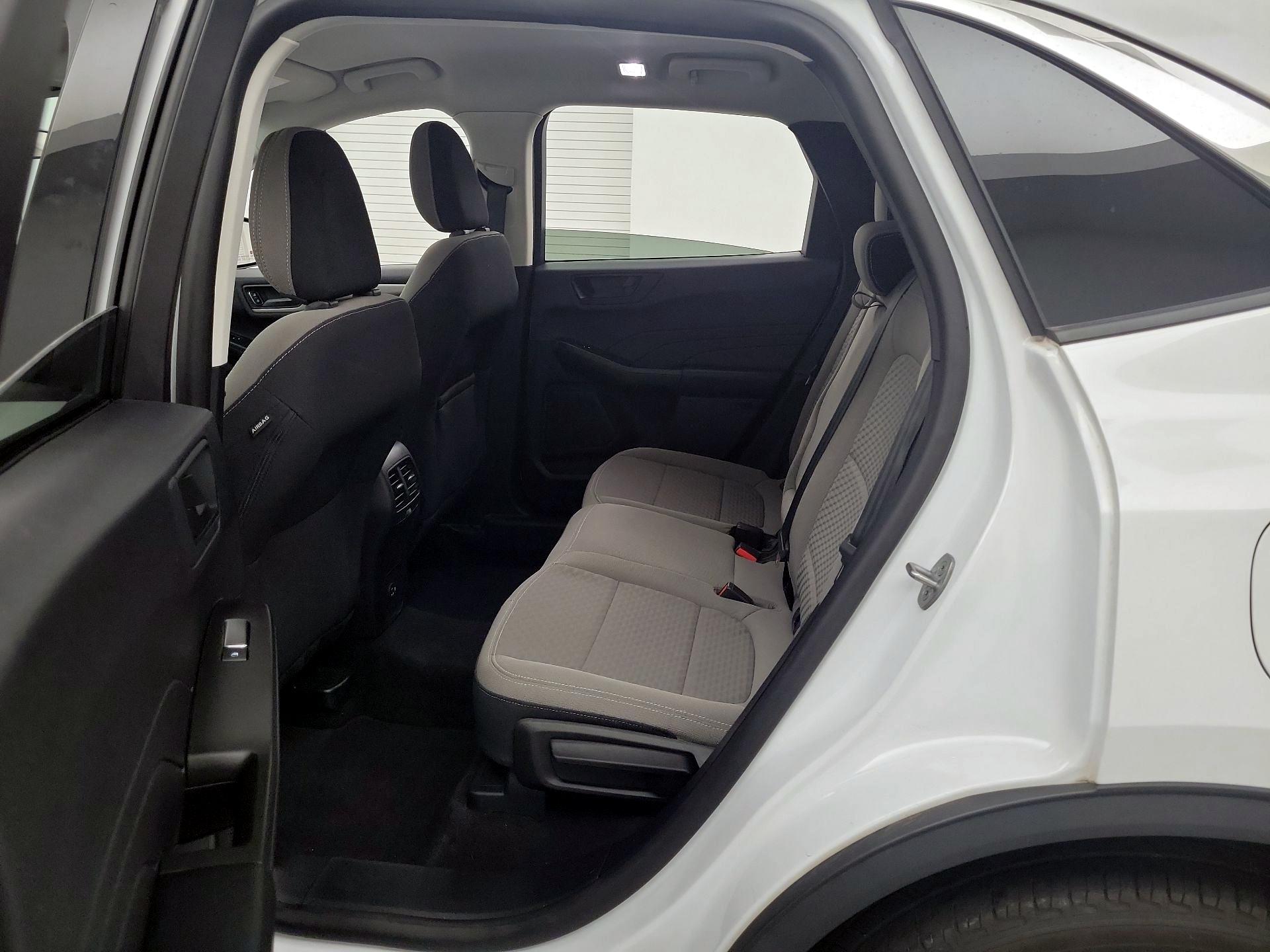 Thumbnail: 2022 Ford Escape - 17