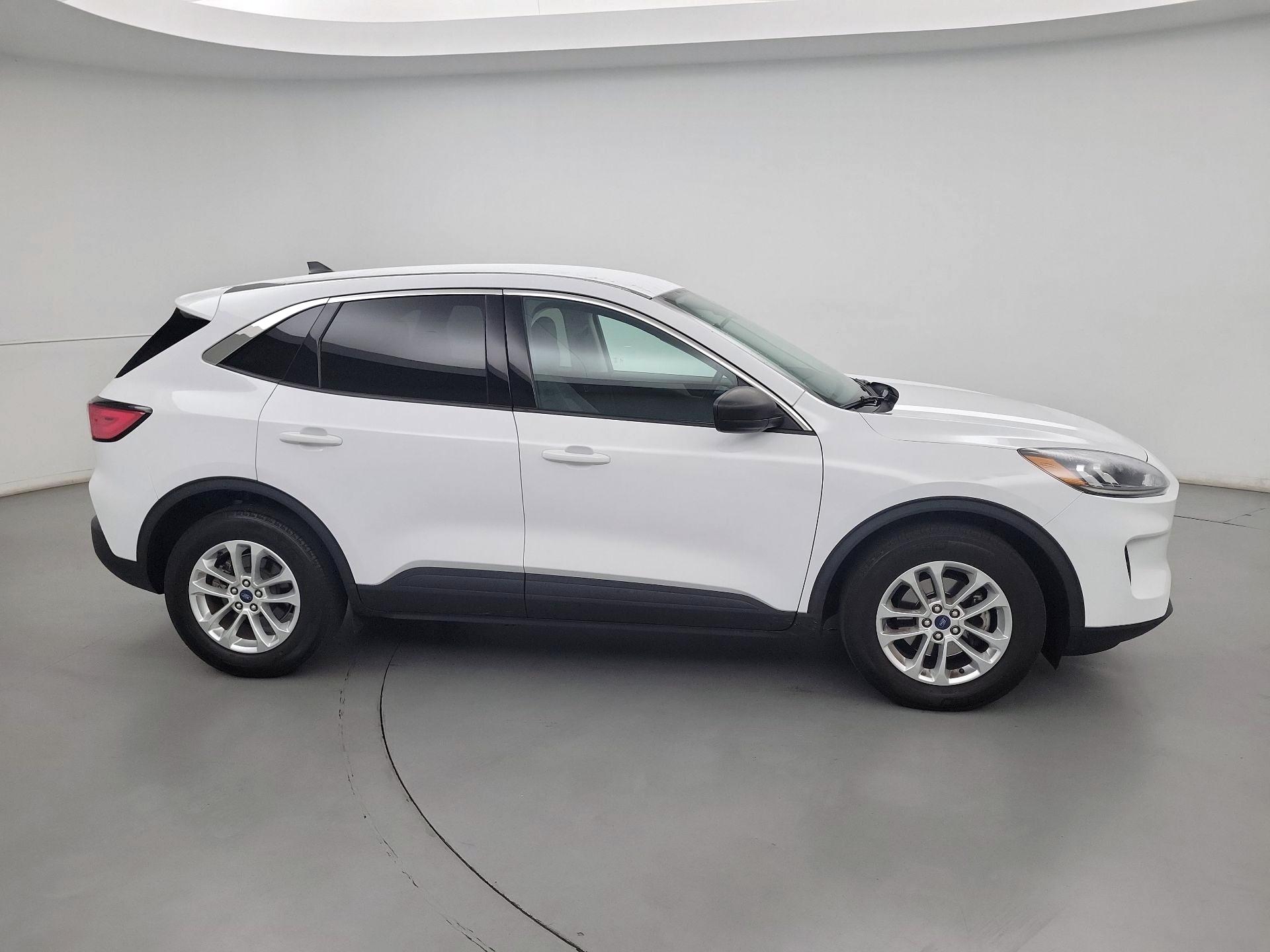 Thumbnail: 2022 Ford Escape - 4
