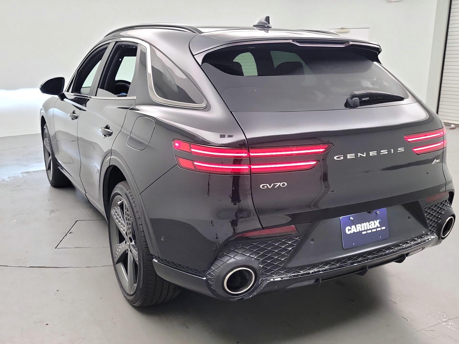 Thumbnail: 2022 Genesis GV70 - 7