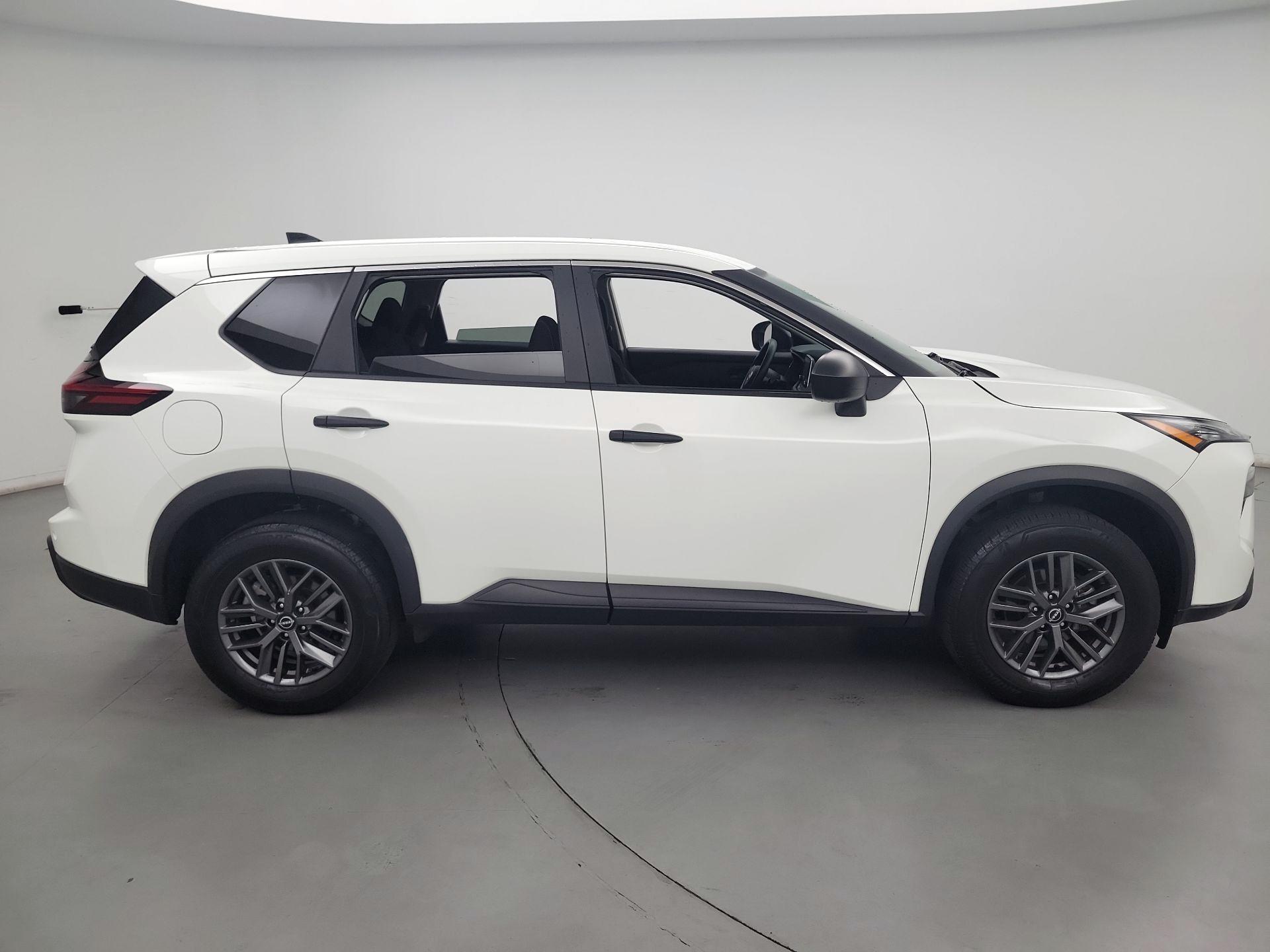 Thumbnail: 2024 Nissan Rogue - 4