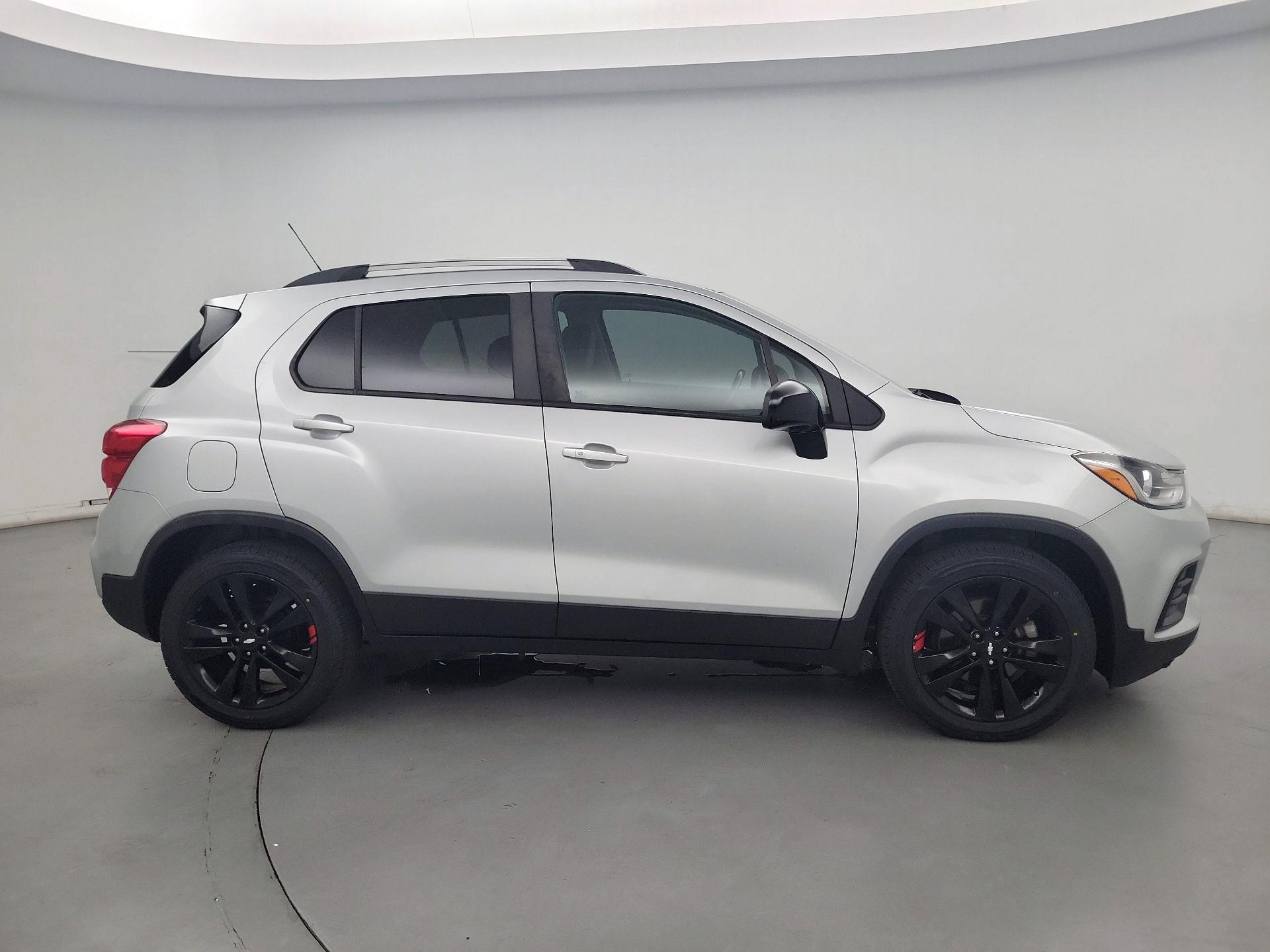 Thumbnail: 2021 Chevrolet Trax - 4
