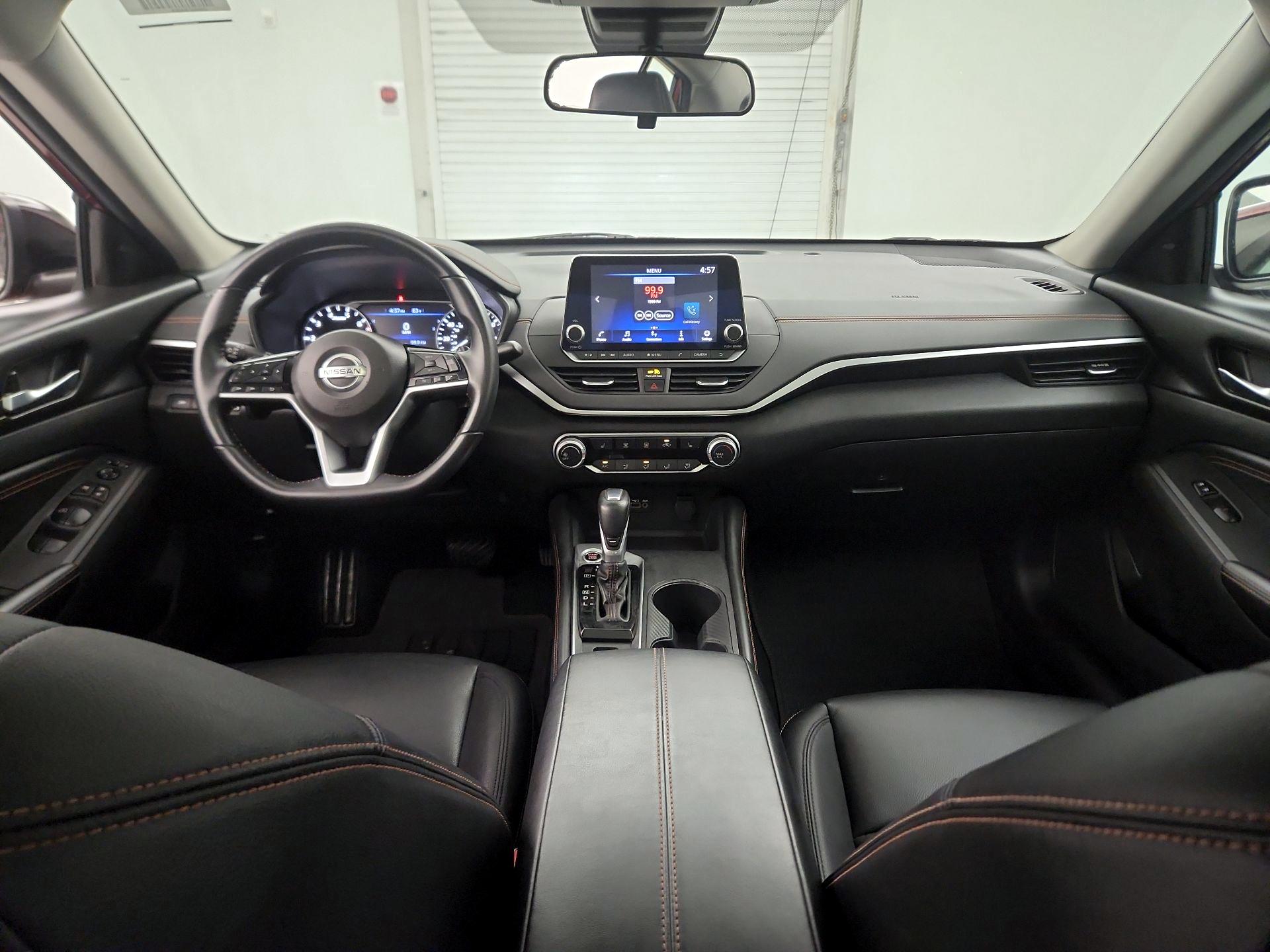 Thumbnail: 2021 Nissan Altima - 9