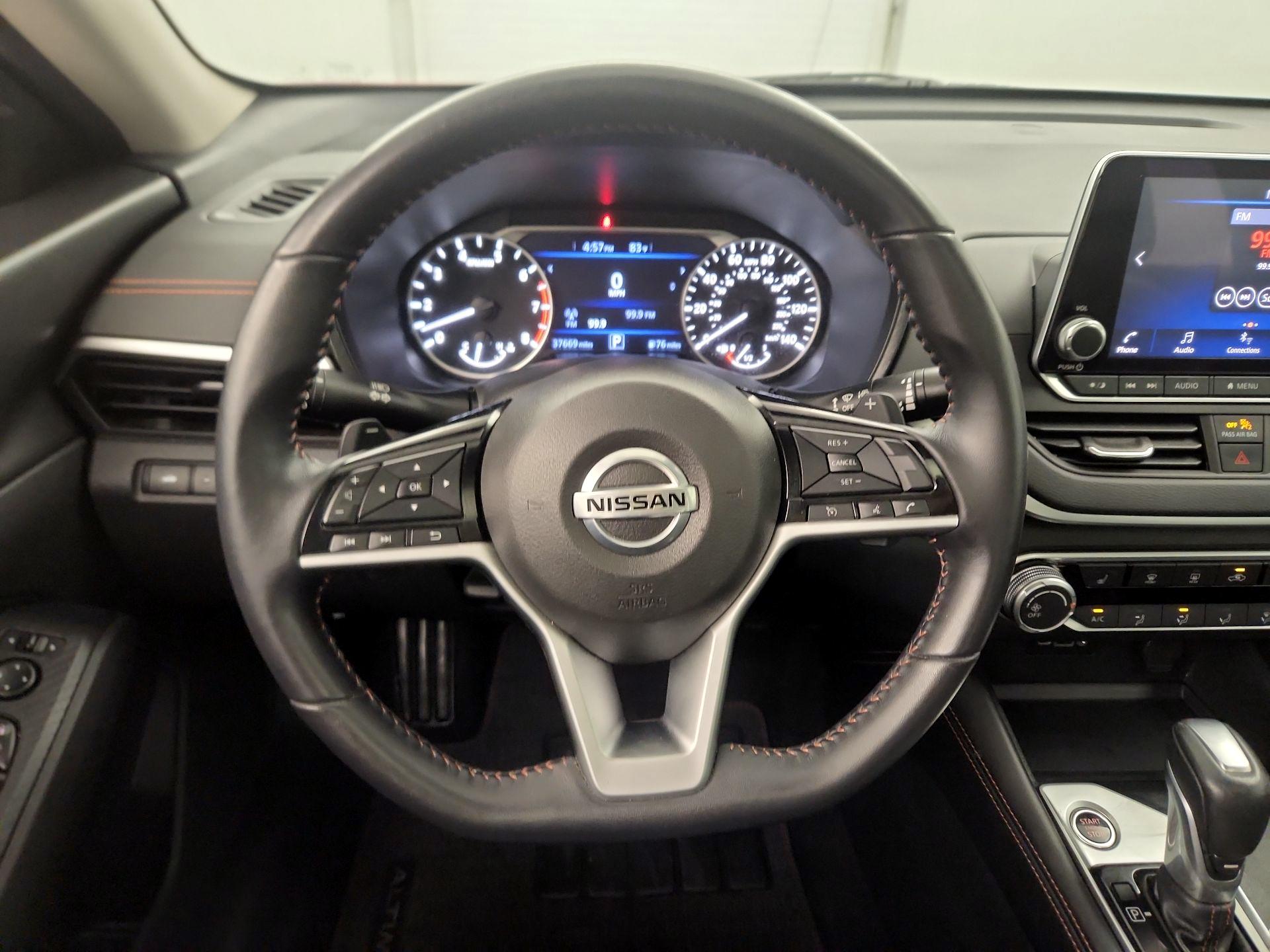 Thumbnail: 2021 Nissan Altima - 10