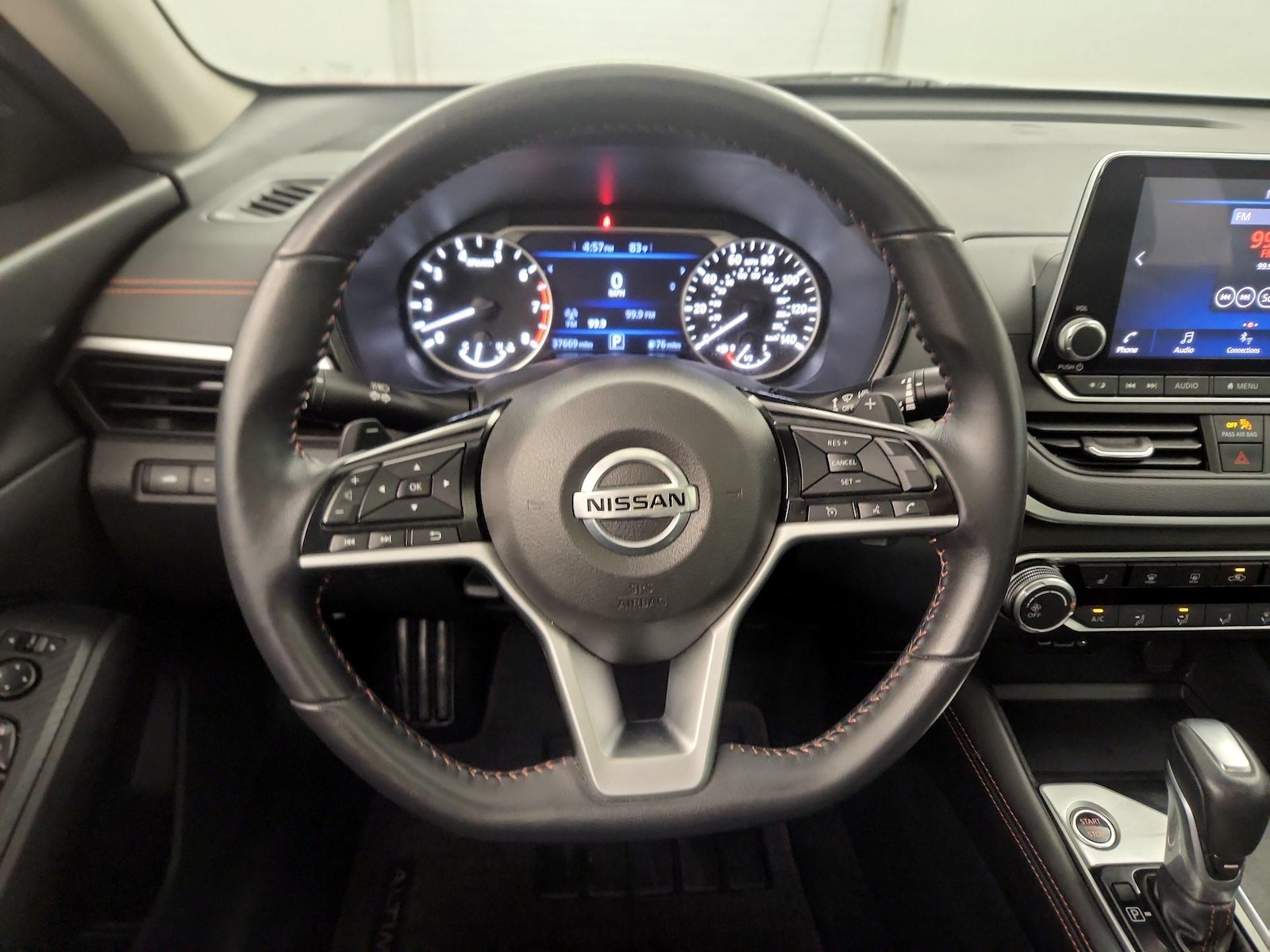 2021 Nissan Altima SR - Photo 11