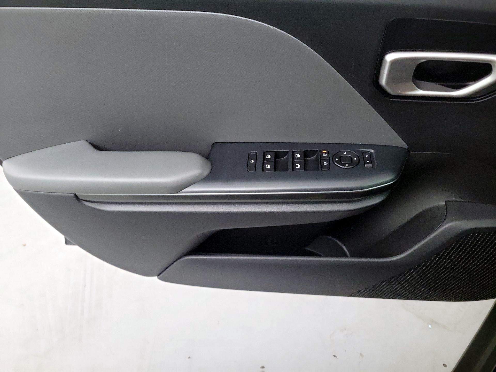 Thumbnail: 2025 Kia K4 - 12