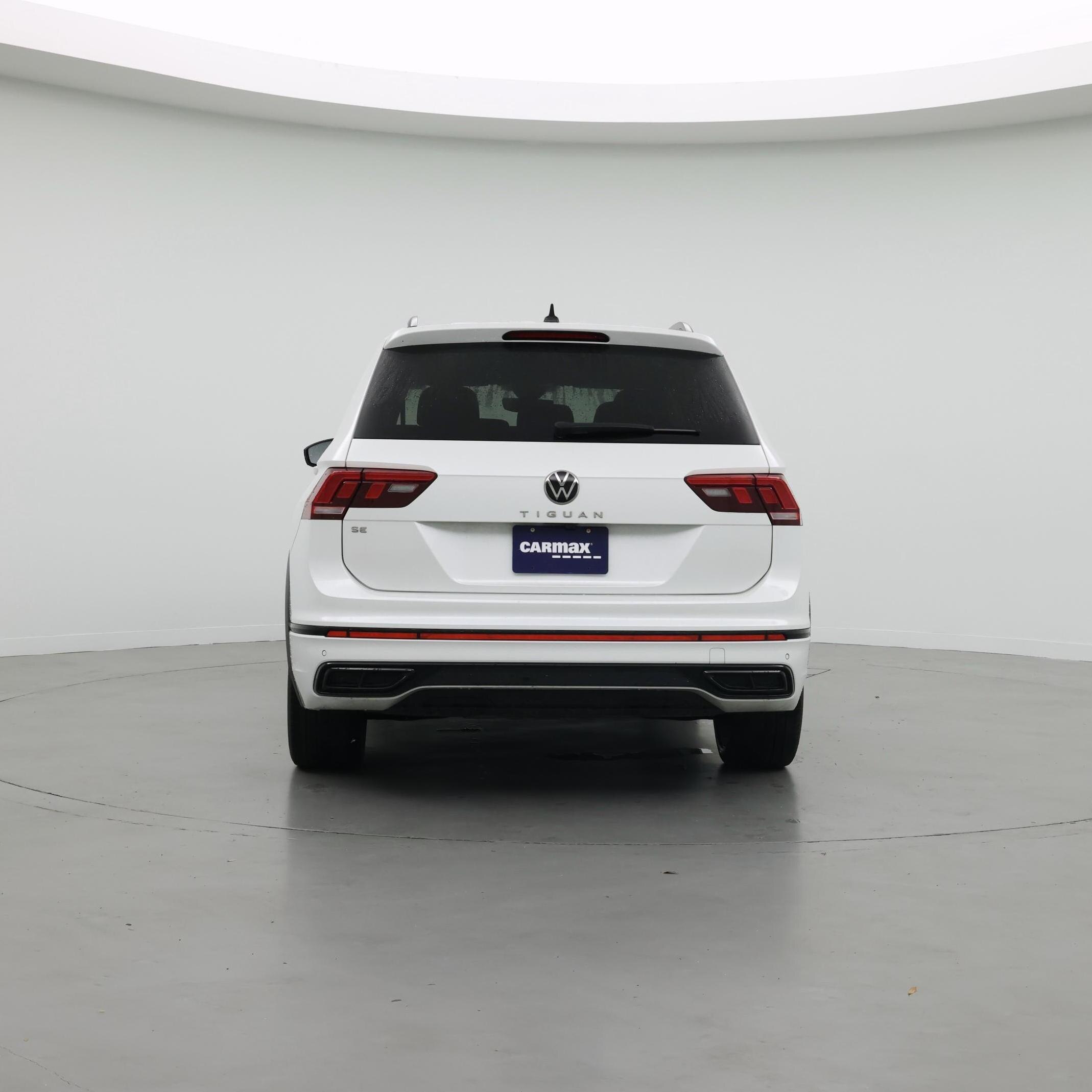 Thumbnail: 2023 Volkswagen Tiguan - 6