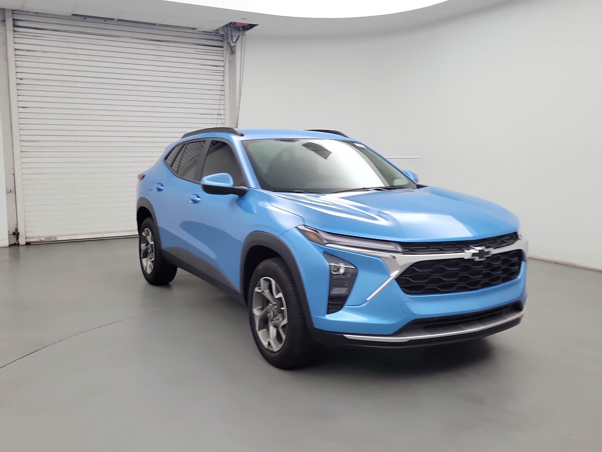 Thumbnail: 2025 Chevrolet Trax - 1