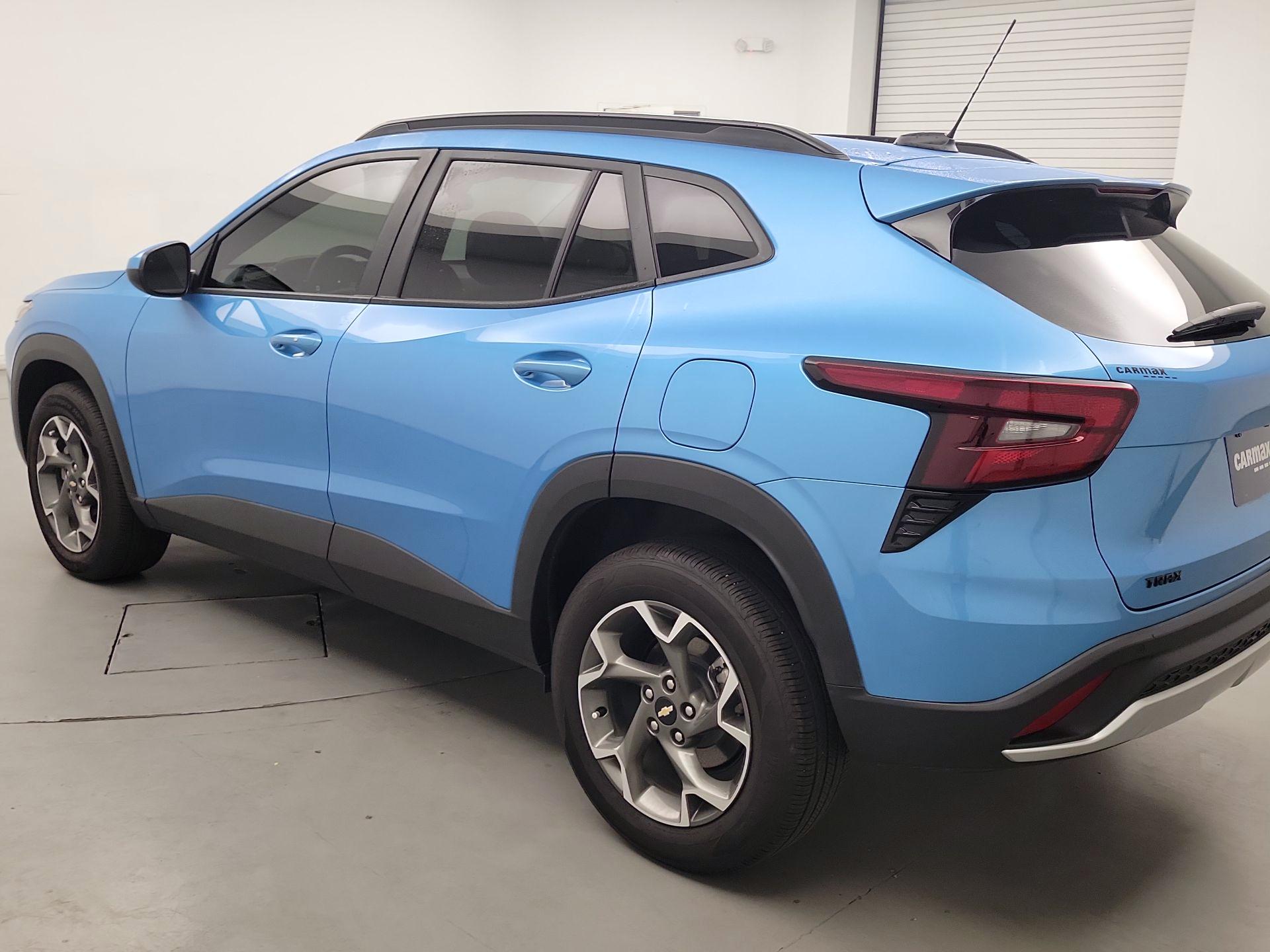 Thumbnail: 2025 Chevrolet Trax - 7