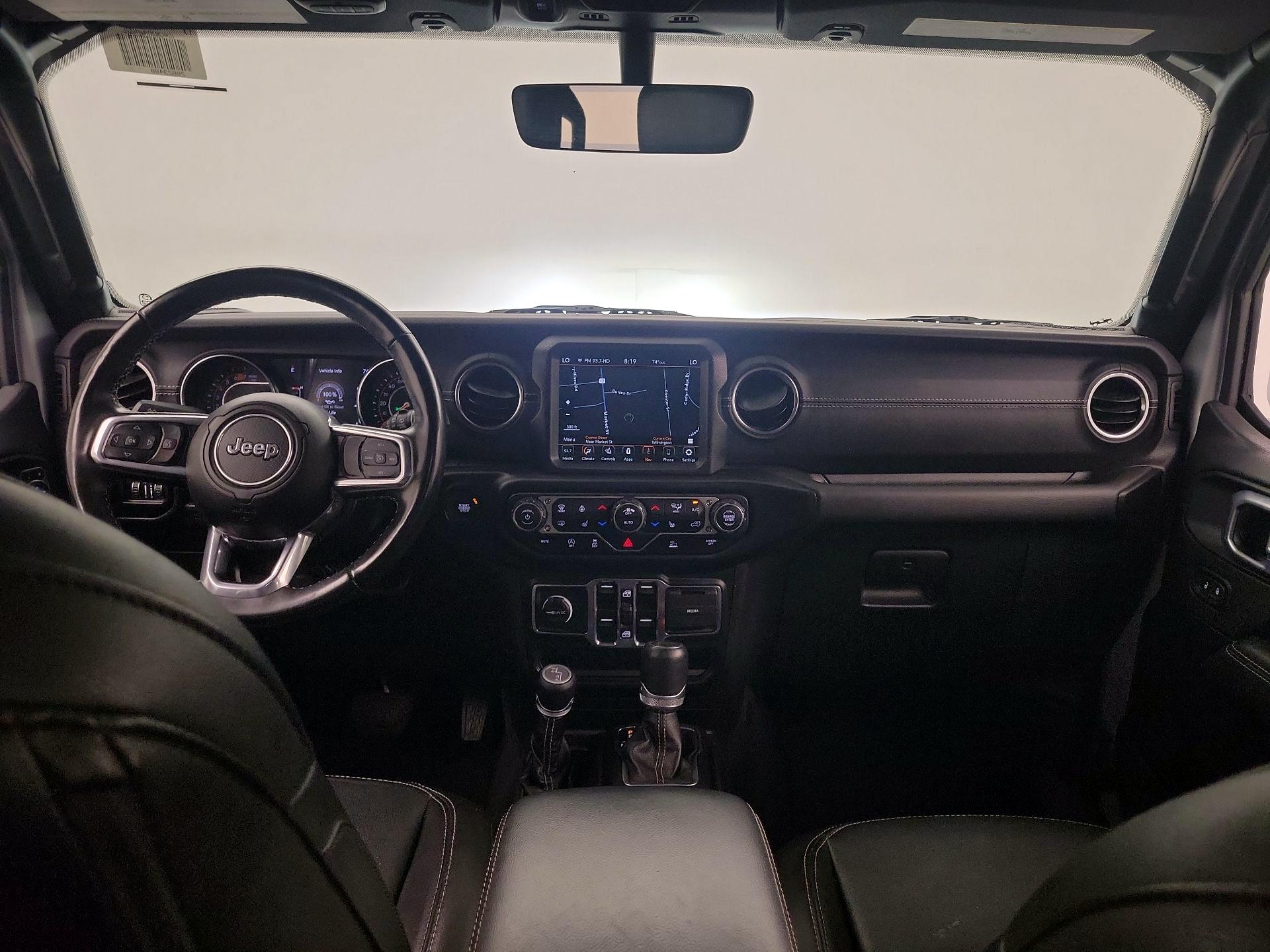 Thumbnail: 2022 Jeep Wrangler - 8