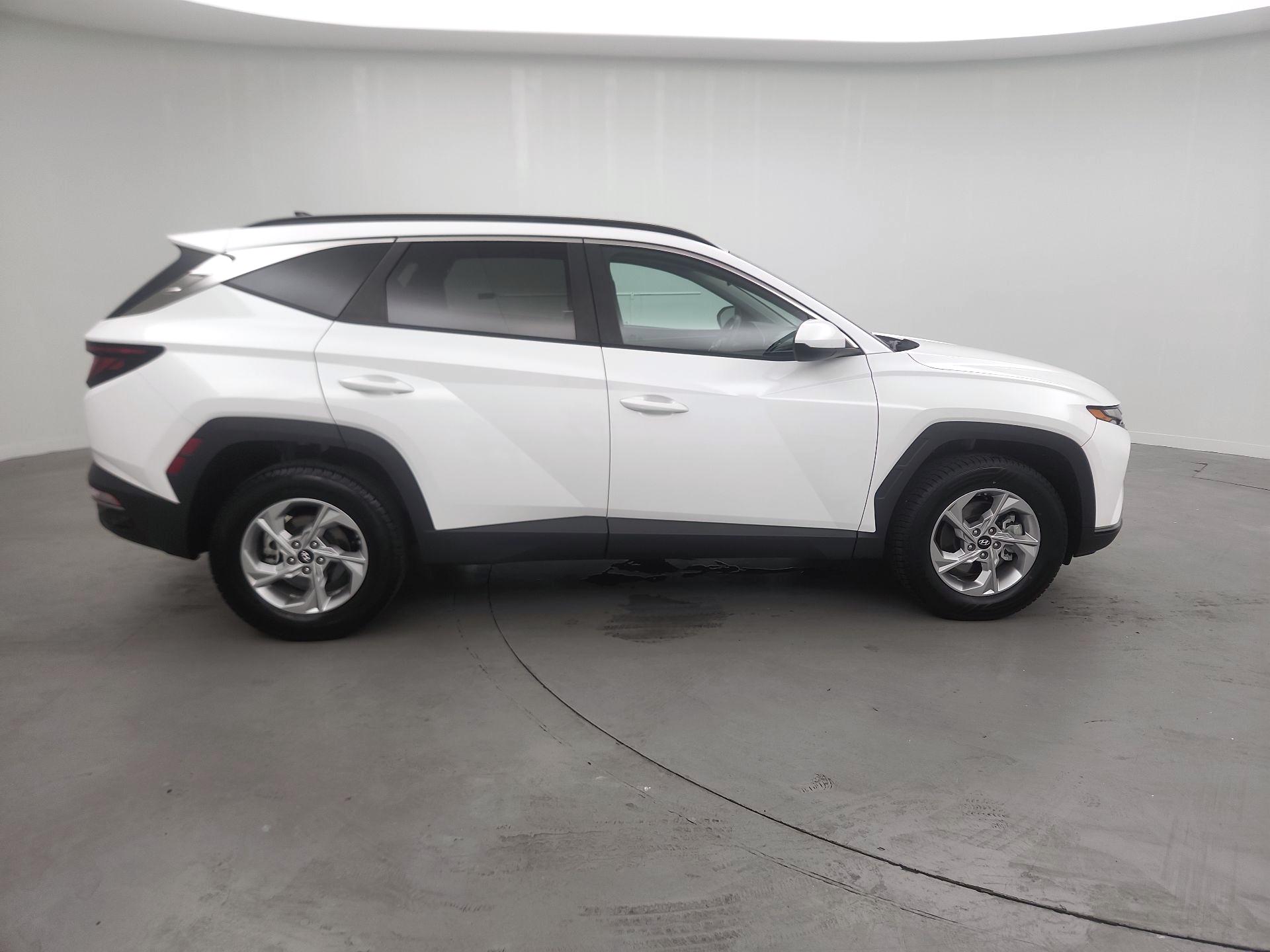 Thumbnail: 2024 Hyundai Tucson - 4