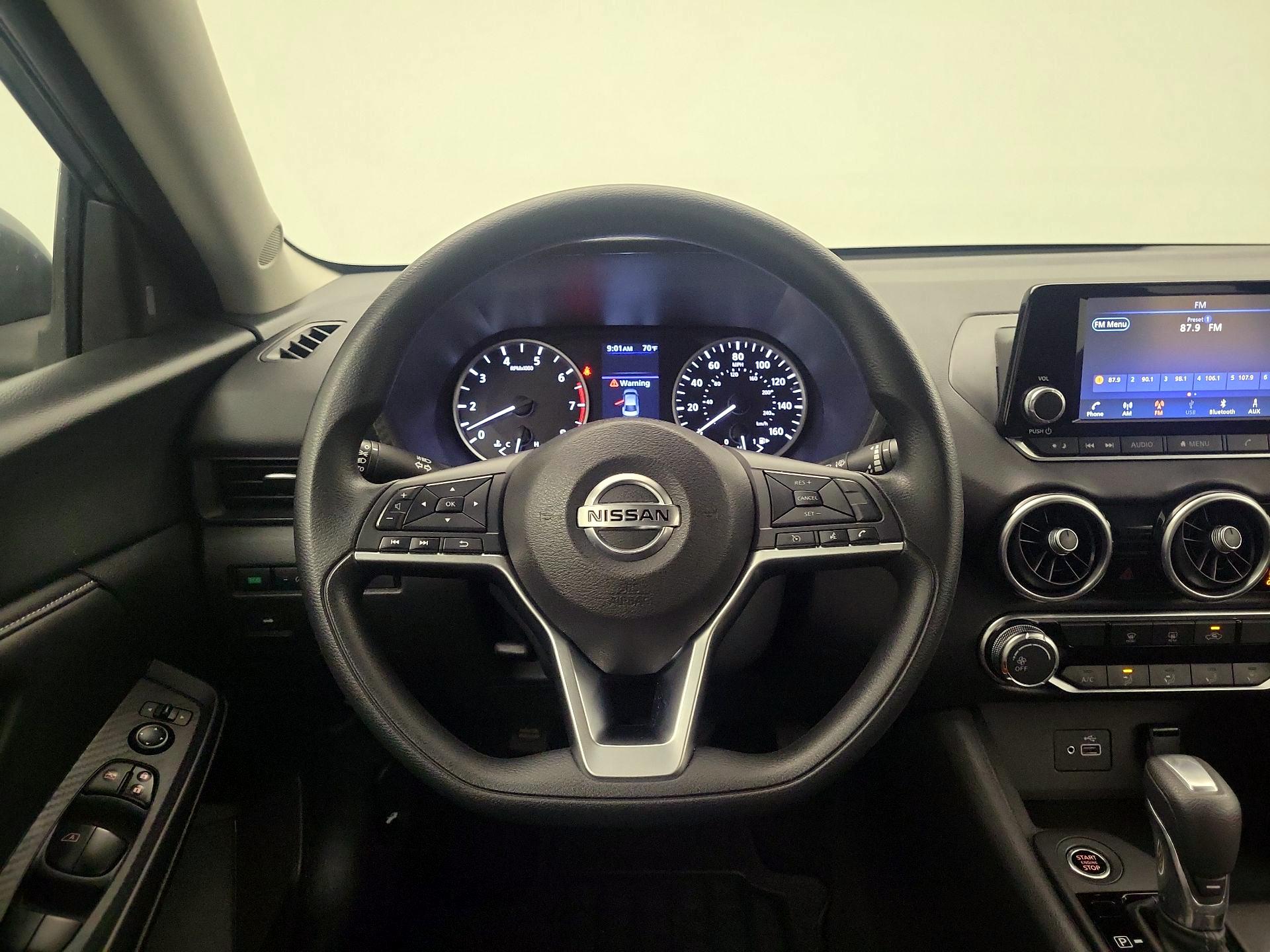 Thumbnail: 2023 Nissan Sentra - 10