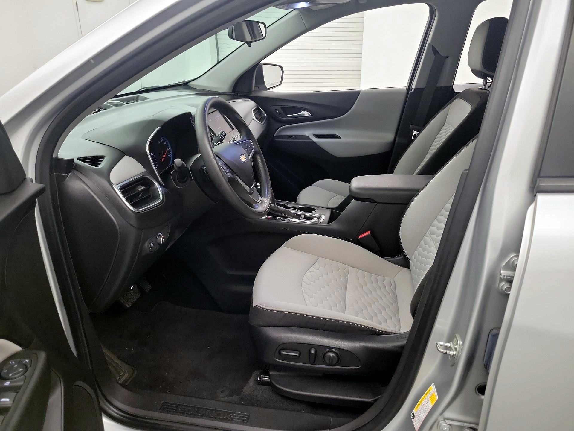 Thumbnail: 2020 Chevrolet Equinox - 9