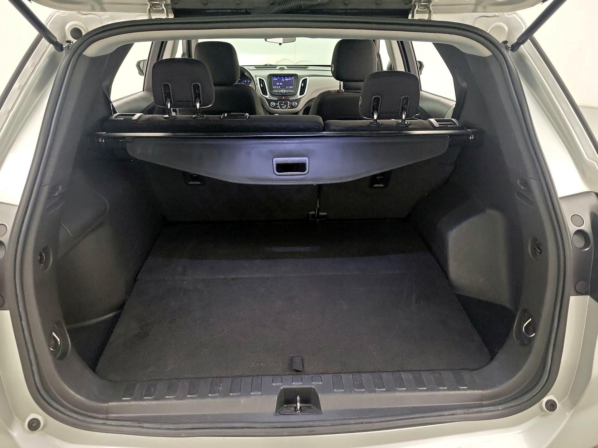 Thumbnail: 2020 Chevrolet Equinox - 18