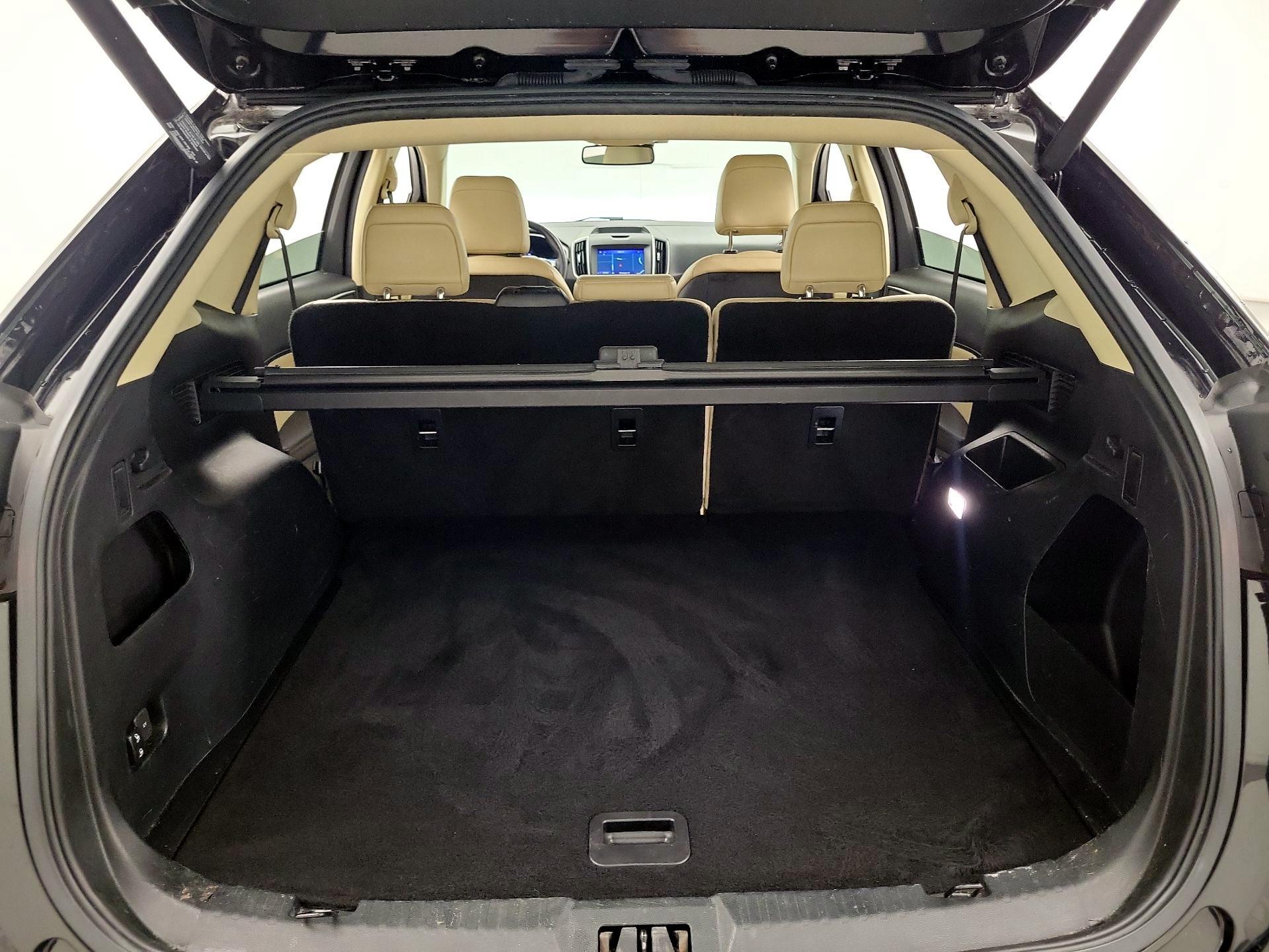 Thumbnail: 2020 Ford Edge - 19