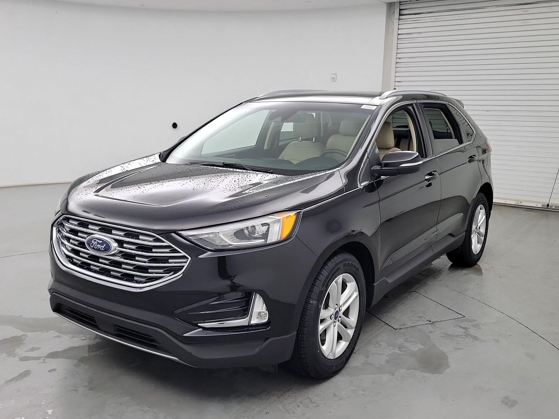 Thumbnail: 2020 Ford Edge - 3