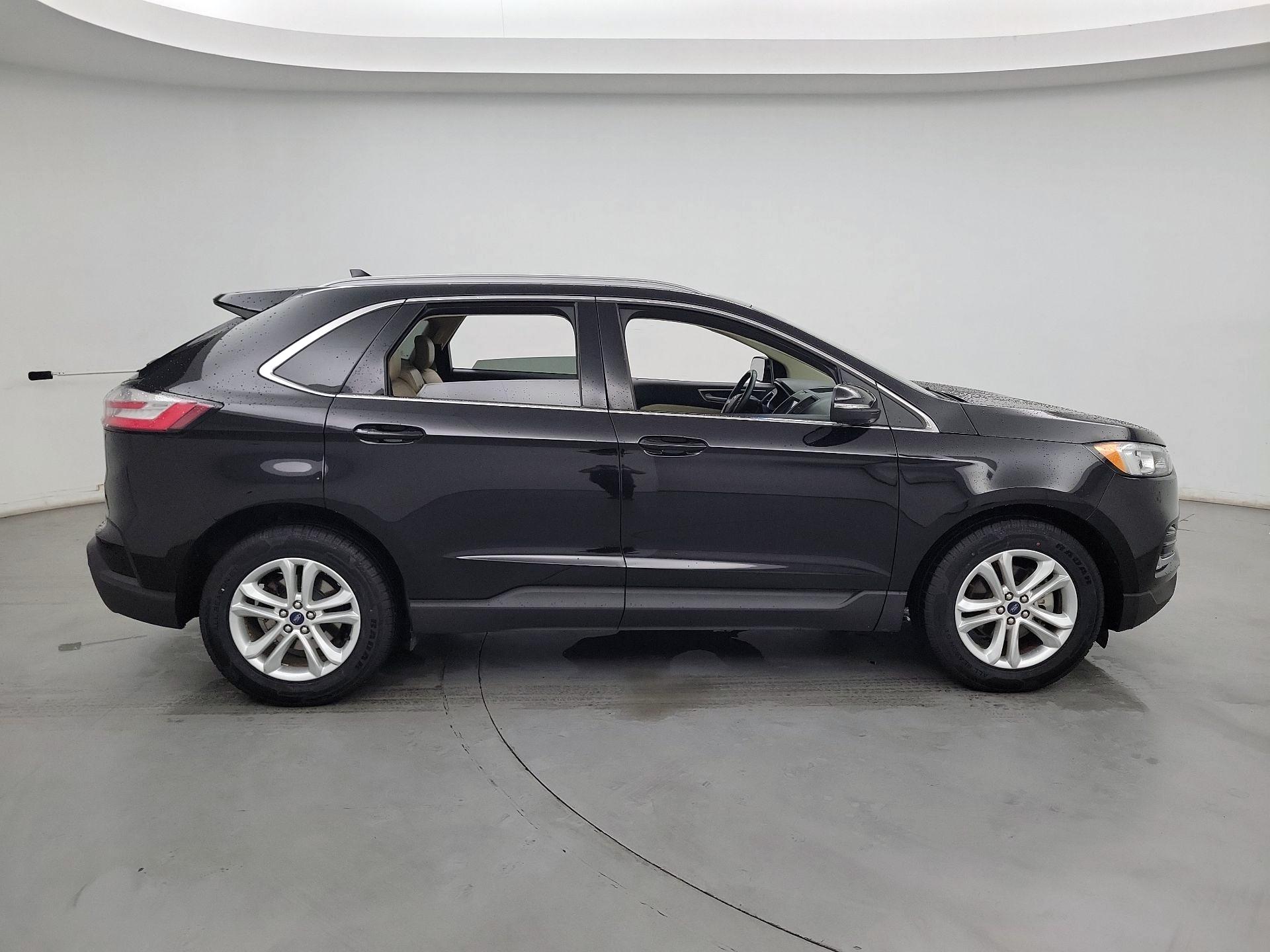 Thumbnail: 2020 Ford Edge - 4